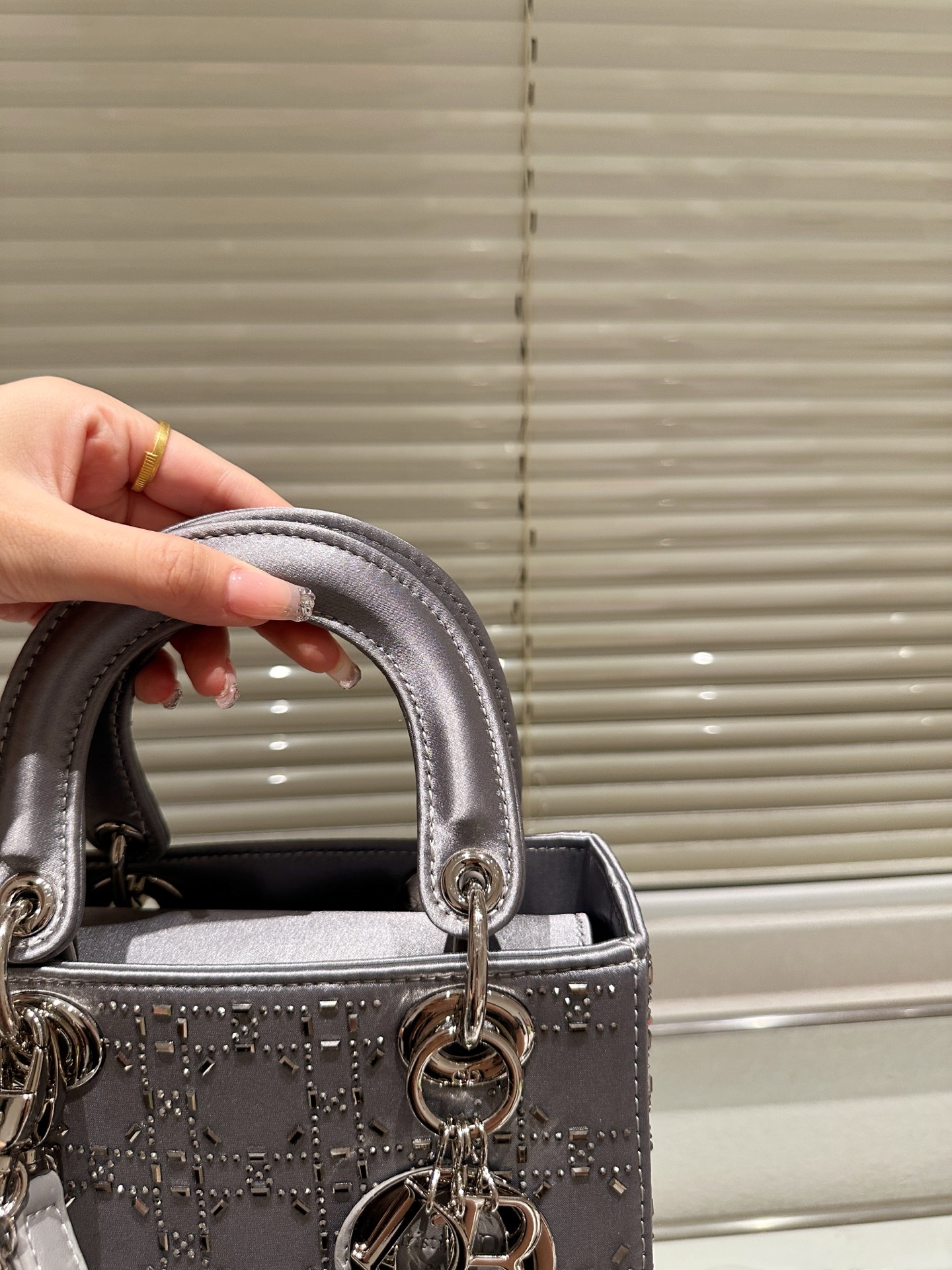 【DIOR公式旗艦店】ディオール Lady ハンドバッグ ショルダーバッグ-BRAND OFF