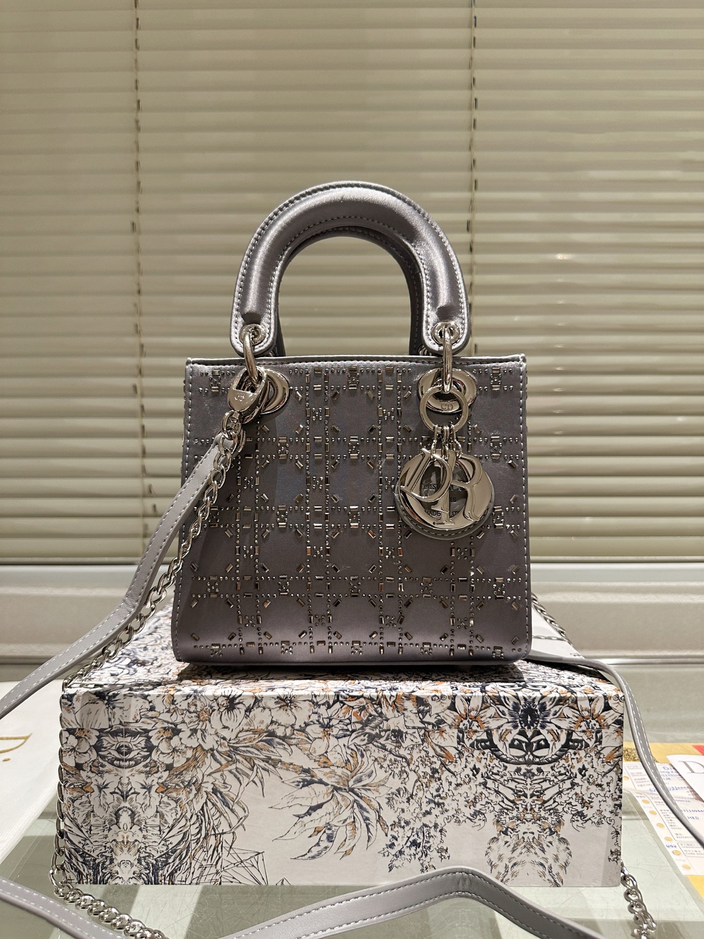 【DIOR公式旗艦店】ディオール Lady ハンドバッグ ショルダーバッグ-BRAND OFF