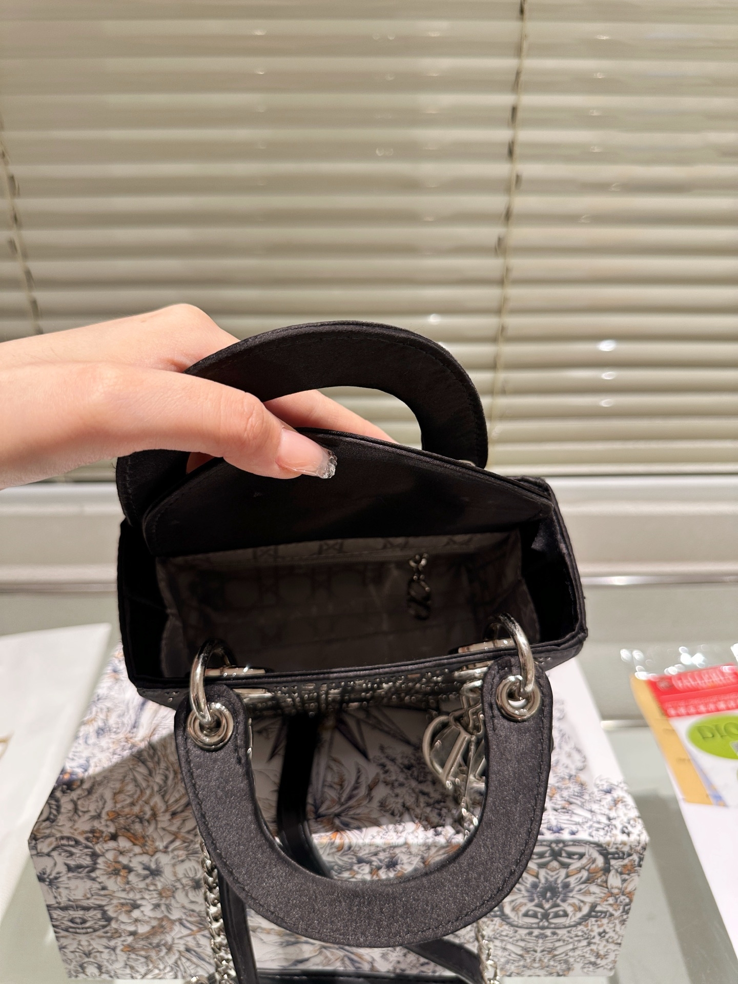 【DIOR公式旗艦店】ディオール Lady ハンドバッグ ショルダーバッグ-BRAND OFF