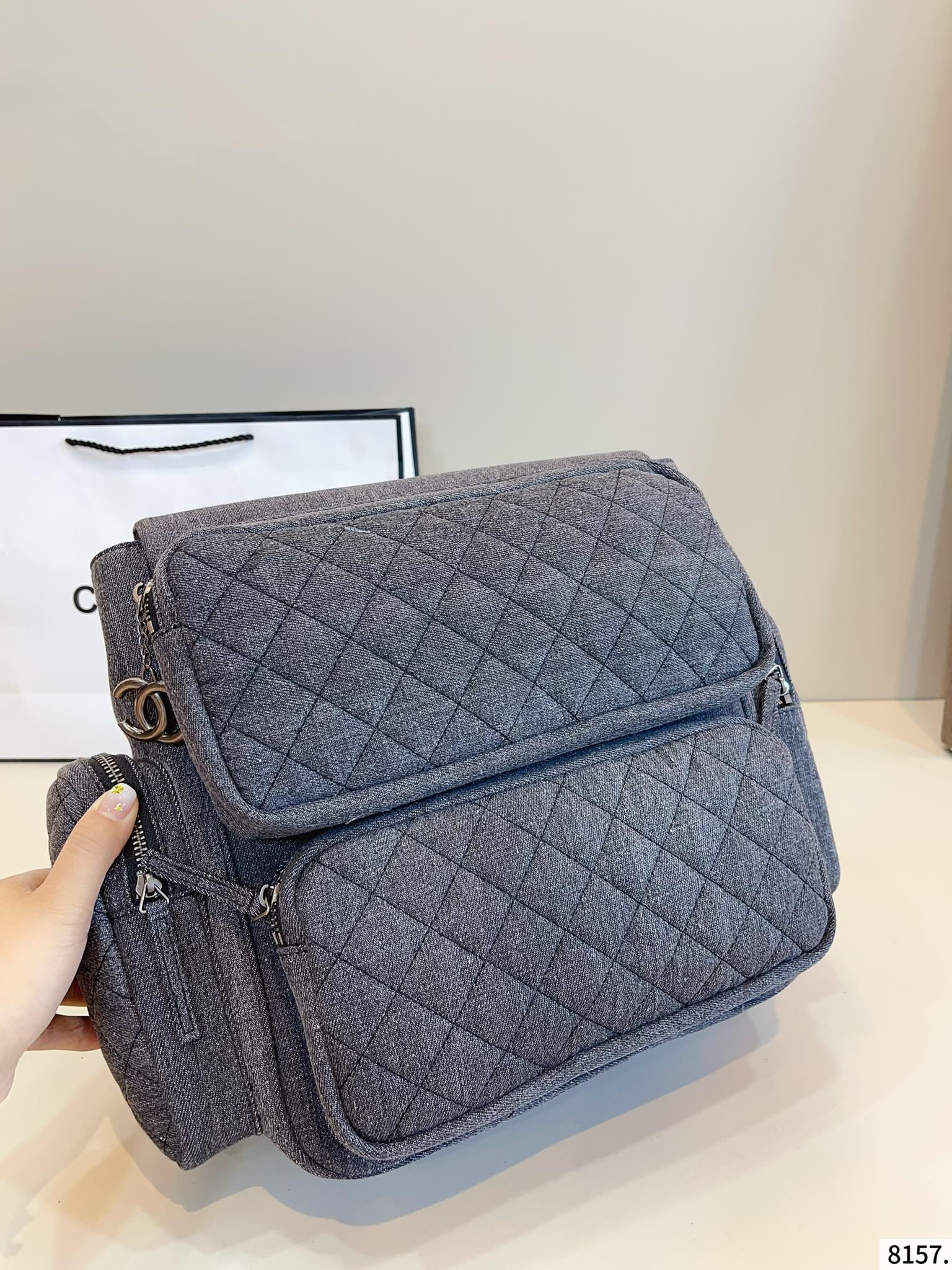 【CHANEL公式旗艦店】シャネル デニムのバックパック 27*12*29cm-BRAND OFF