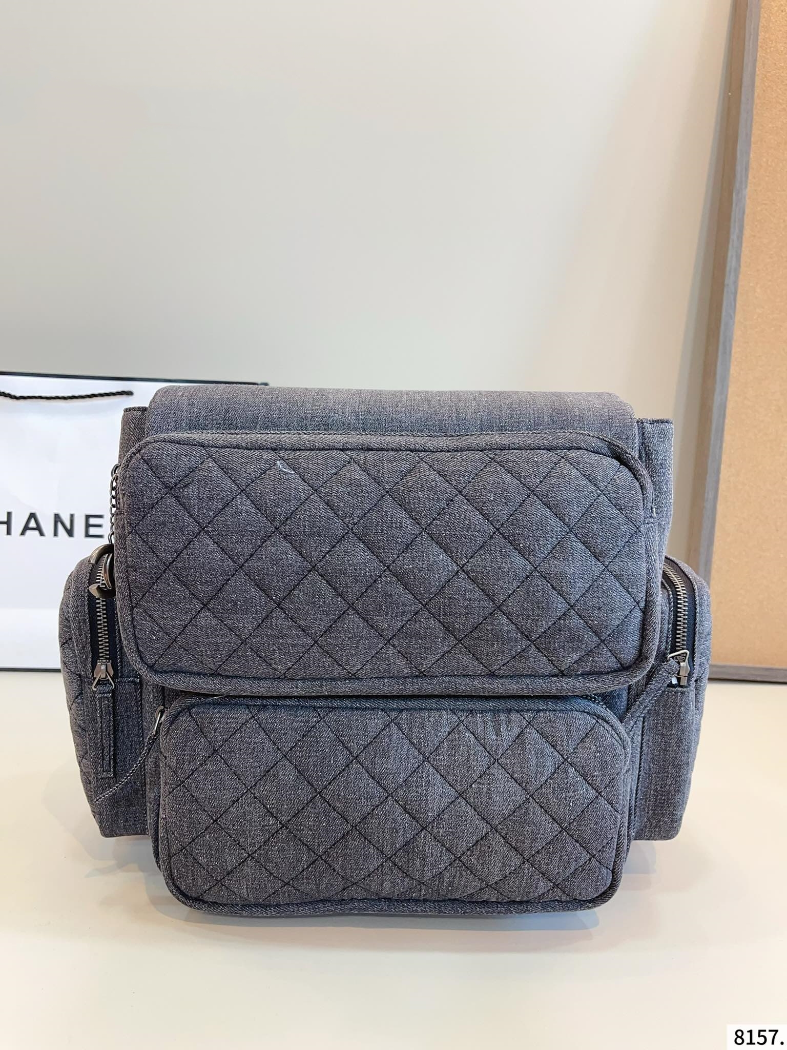 【CHANEL公式旗艦店】シャネル デニムのバックパック 27*12*29cm-BRAND OFF