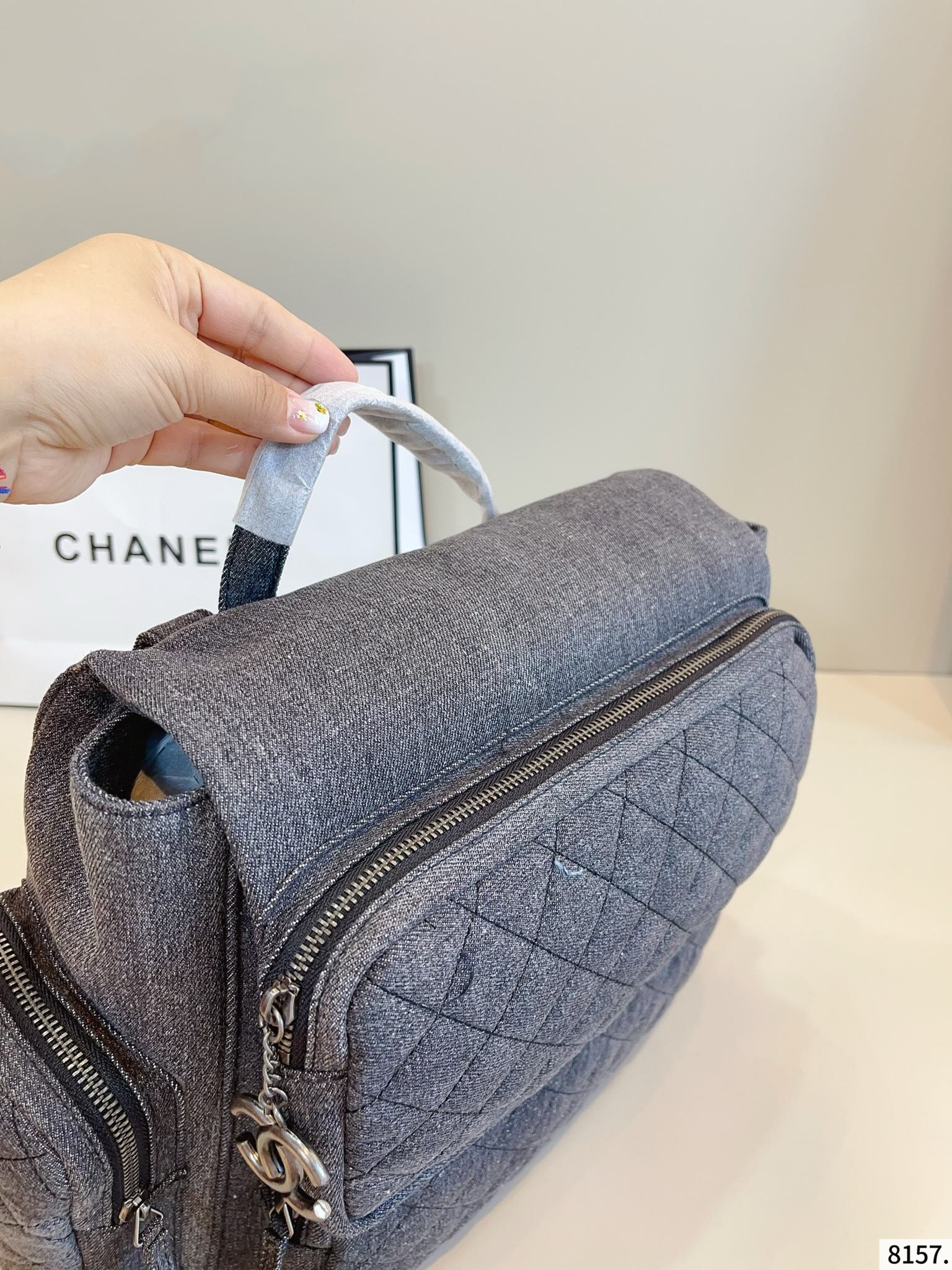 【CHANEL公式旗艦店】シャネル デニムのバックパック 27*12*29cm-BRAND OFF