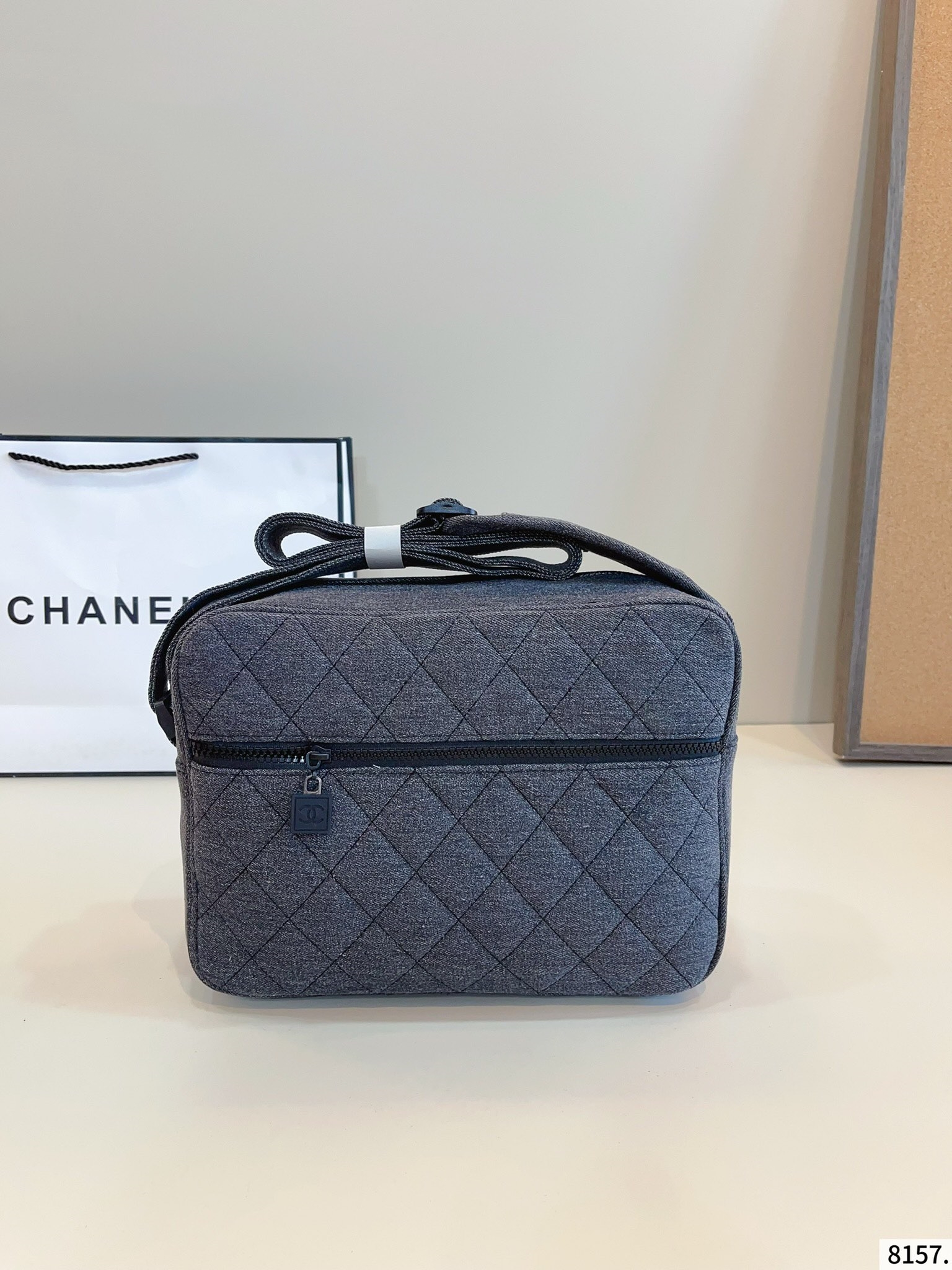 【CHANEL公式旗艦店】シャネル Jennie Bella デニムのショルダーバッグ-BRAND OFF