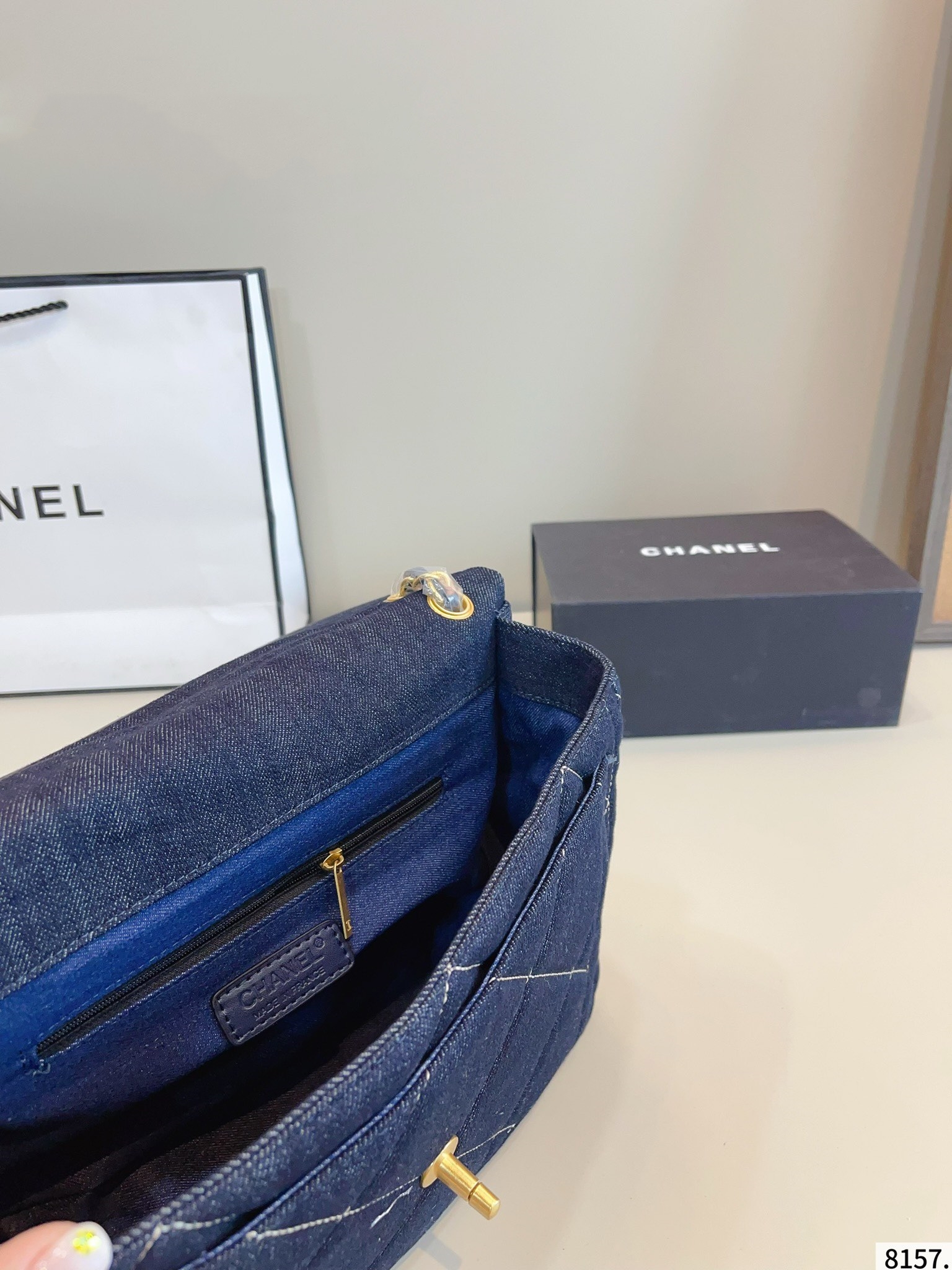 【CHANEL公式旗艦店】シャネル デニムバッグ チェーンバッグ★人気商品★-BRAND OFF