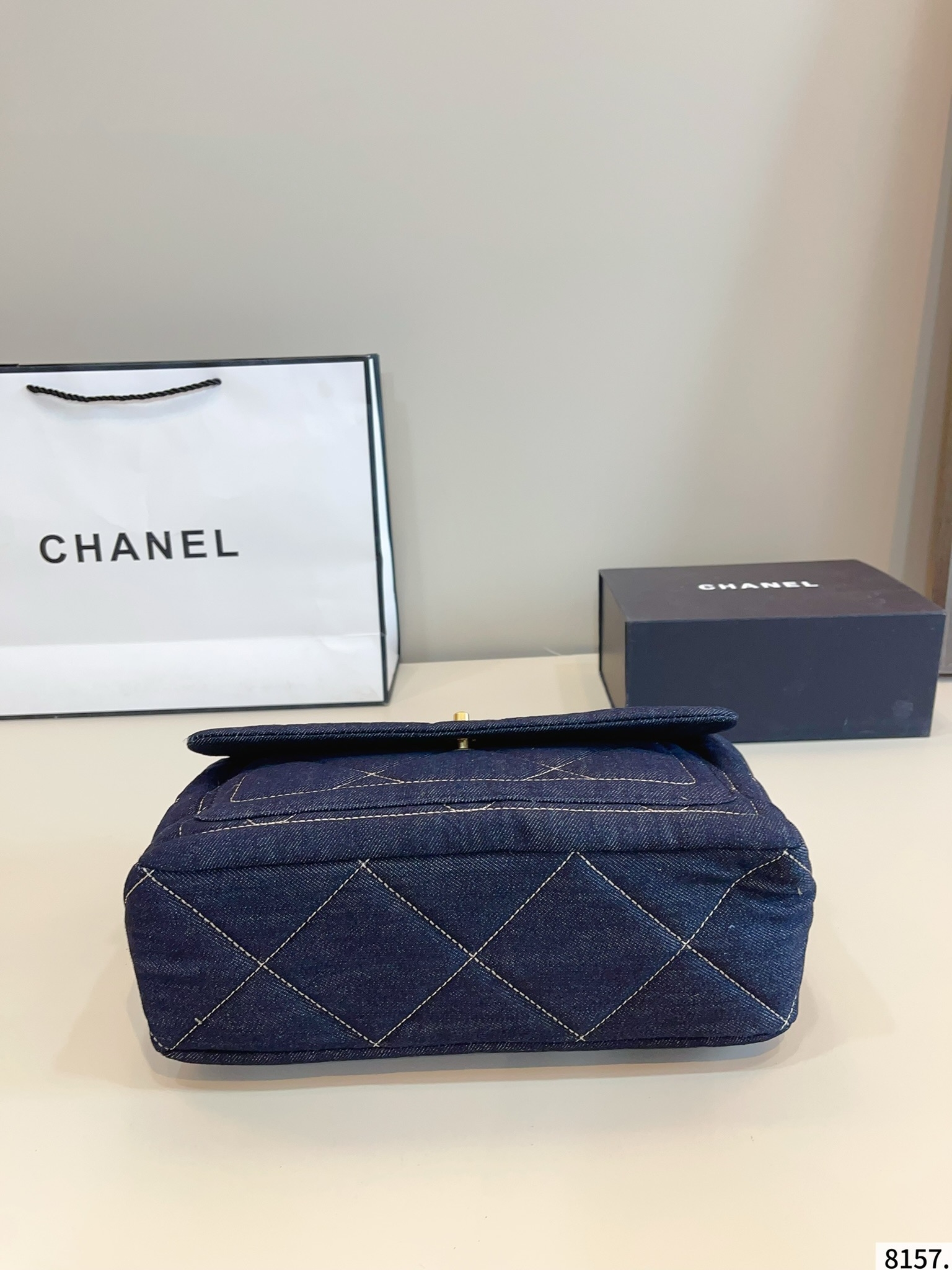 【CHANEL公式旗艦店】シャネル デニムバッグ チェーンバッグ★人気商品★-BRAND OFF