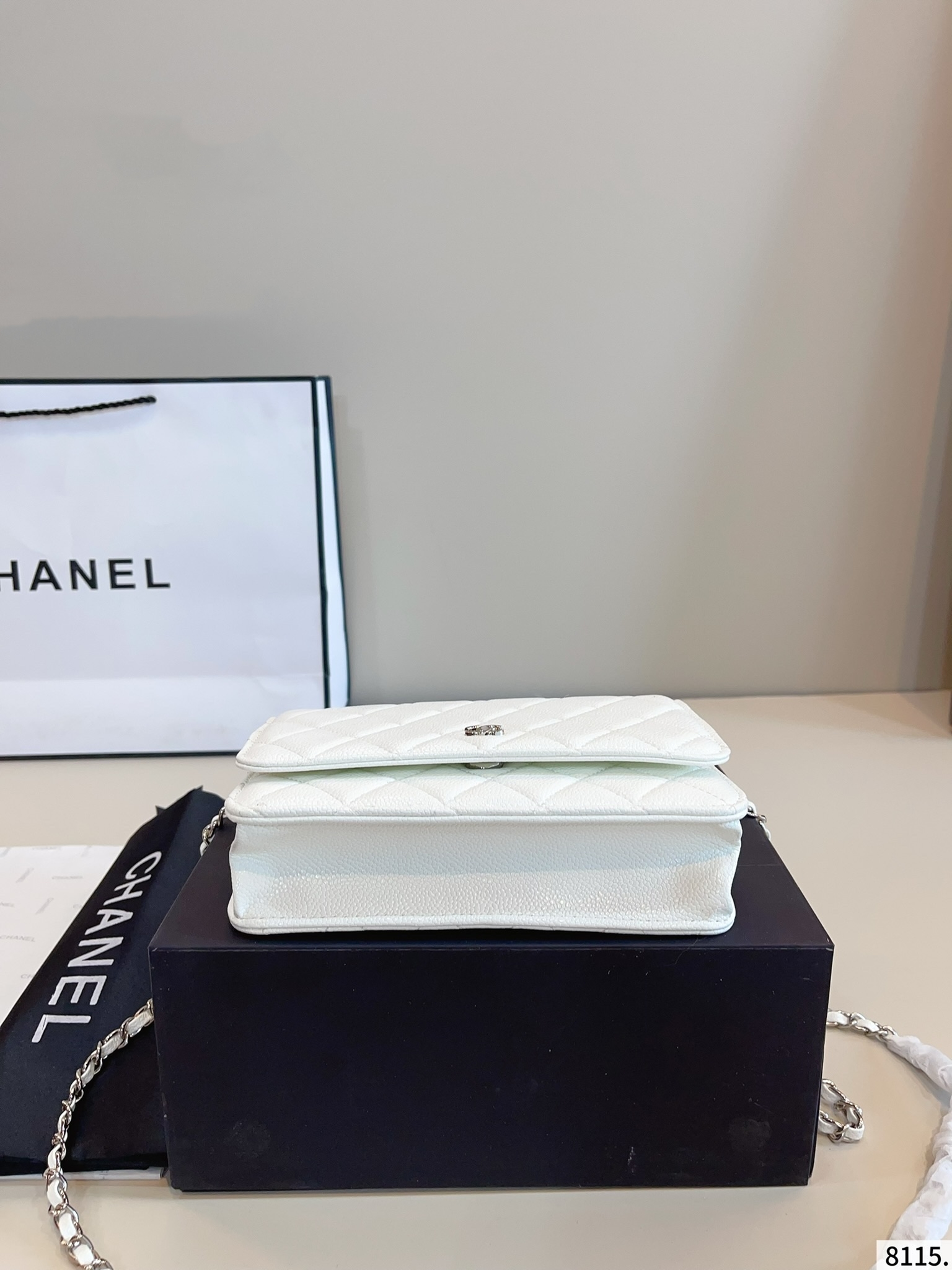 【CHANEL公式旗艦店】シャネル WOC ショルダーバッグ シルバー金具-BRAND OFF