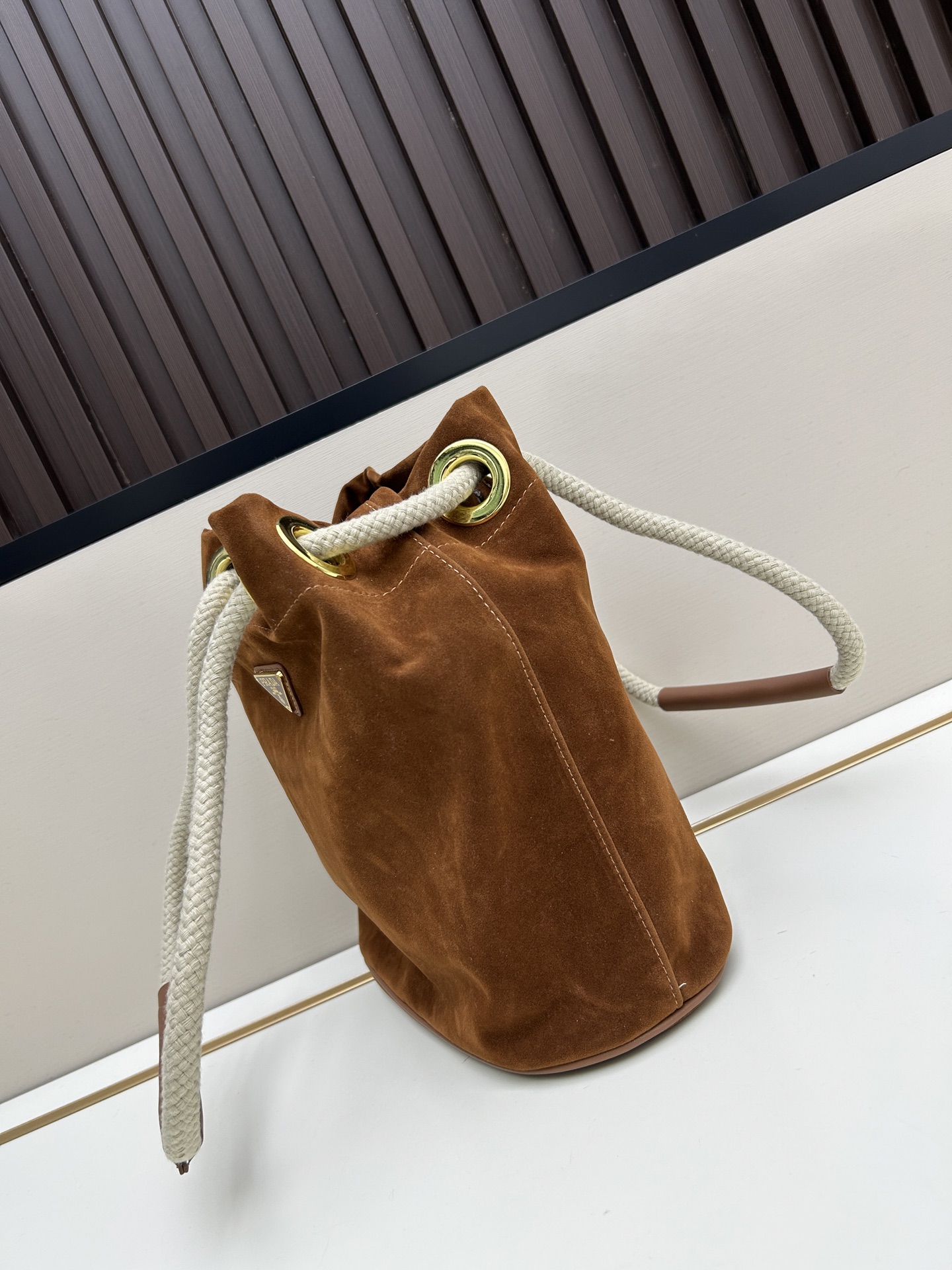 【PRADA公式旗艦店】プラダ Mariner バケットバッグ 2547-BRAND OFF