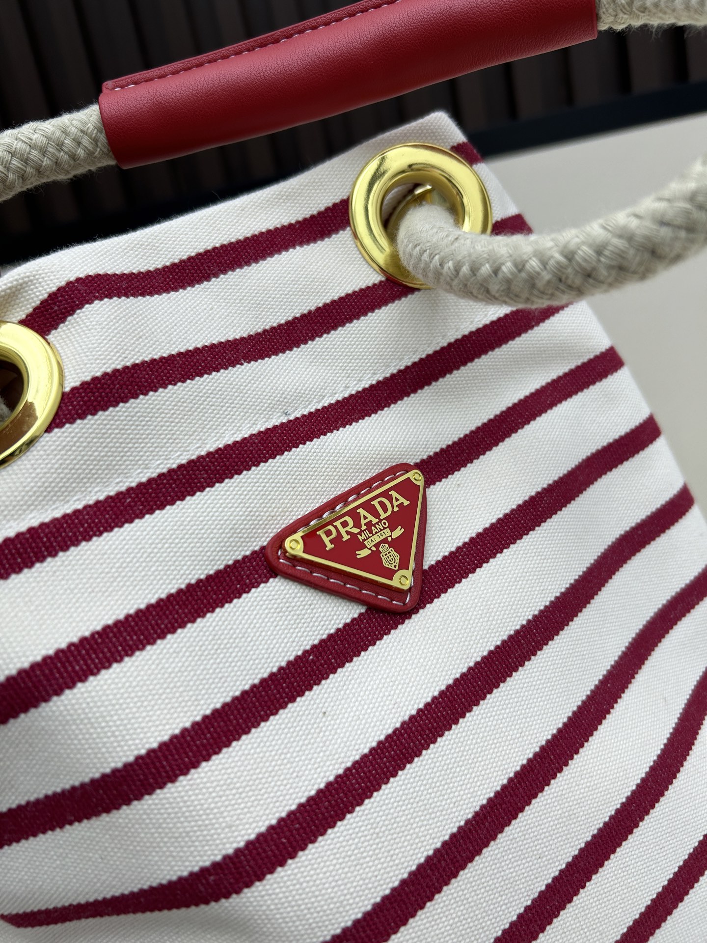 【PRADA公式旗艦店】プラダ Mariner バケットバッグ 2548-BRAND OFF