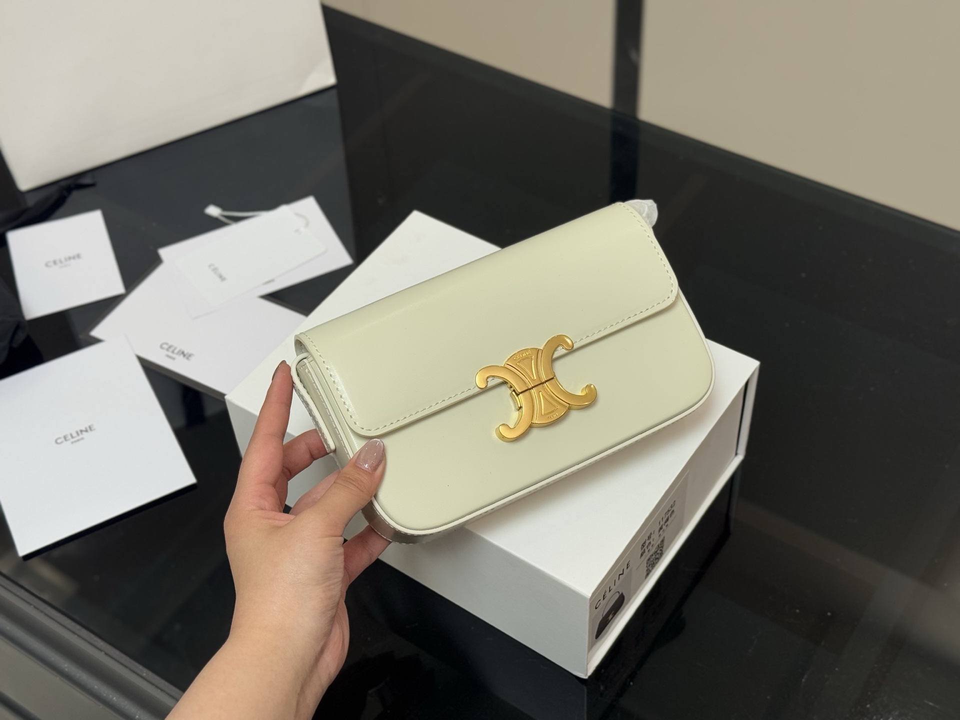 【CELINE公式旗艦店】セリーヌ わきバッグ ハンドバッグ 8色-BRAND OFF
