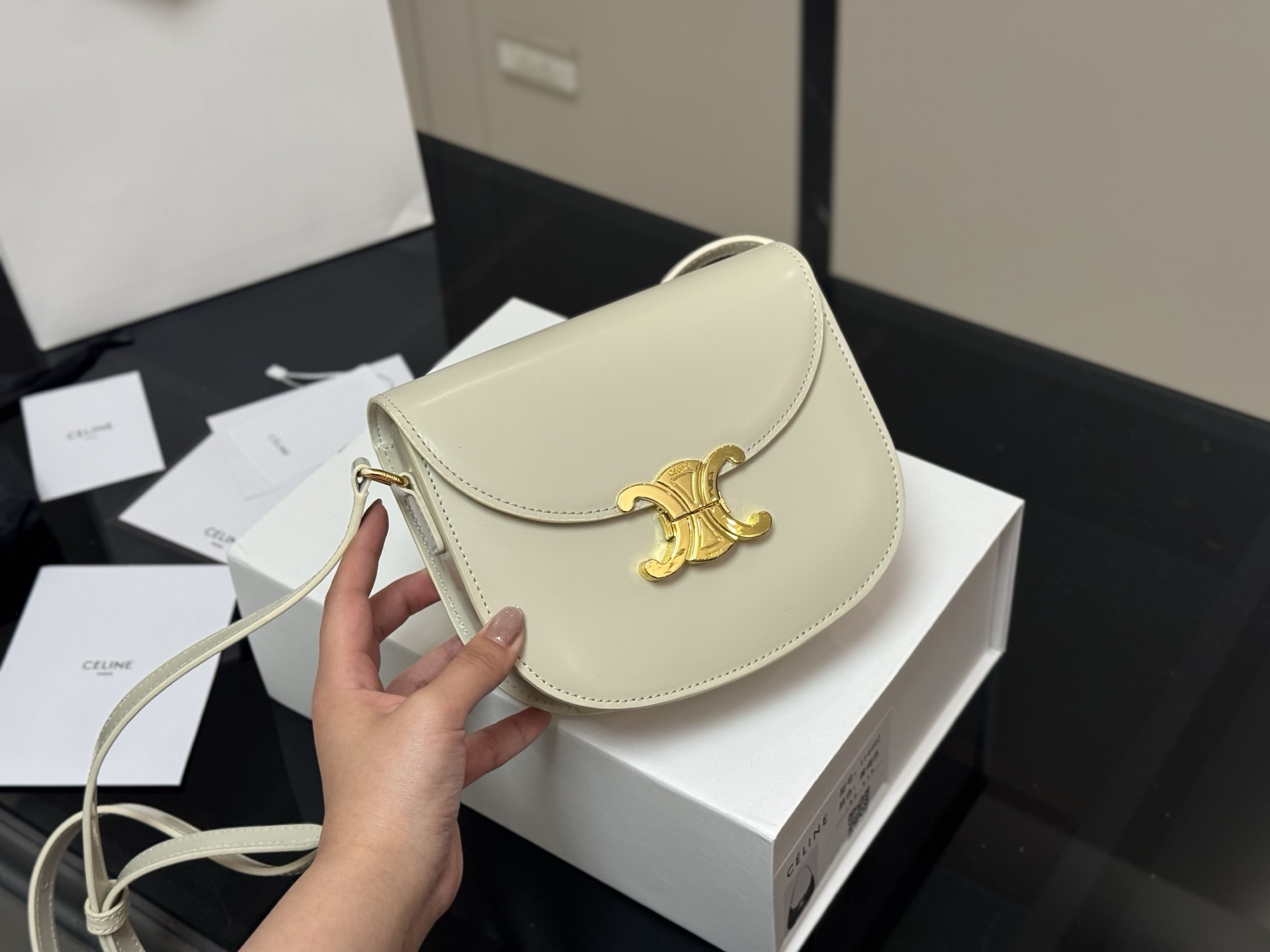【CELINE公式旗艦店】セリーヌ クロスボディバッグ 6色-BRAND OFF