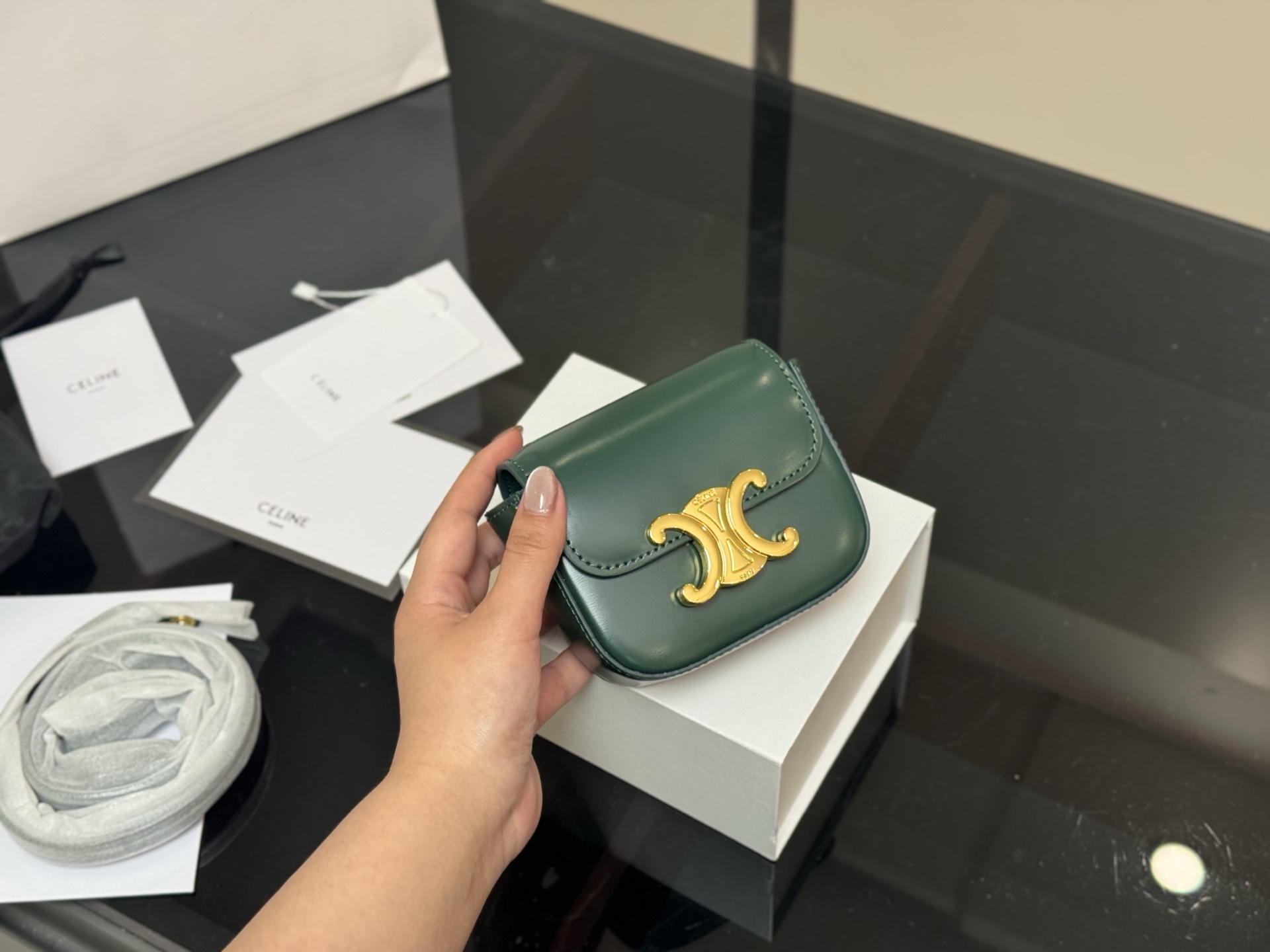【CELINE公式旗艦店】セリーヌ MINI ショルダーバッグ-BRAND OFF