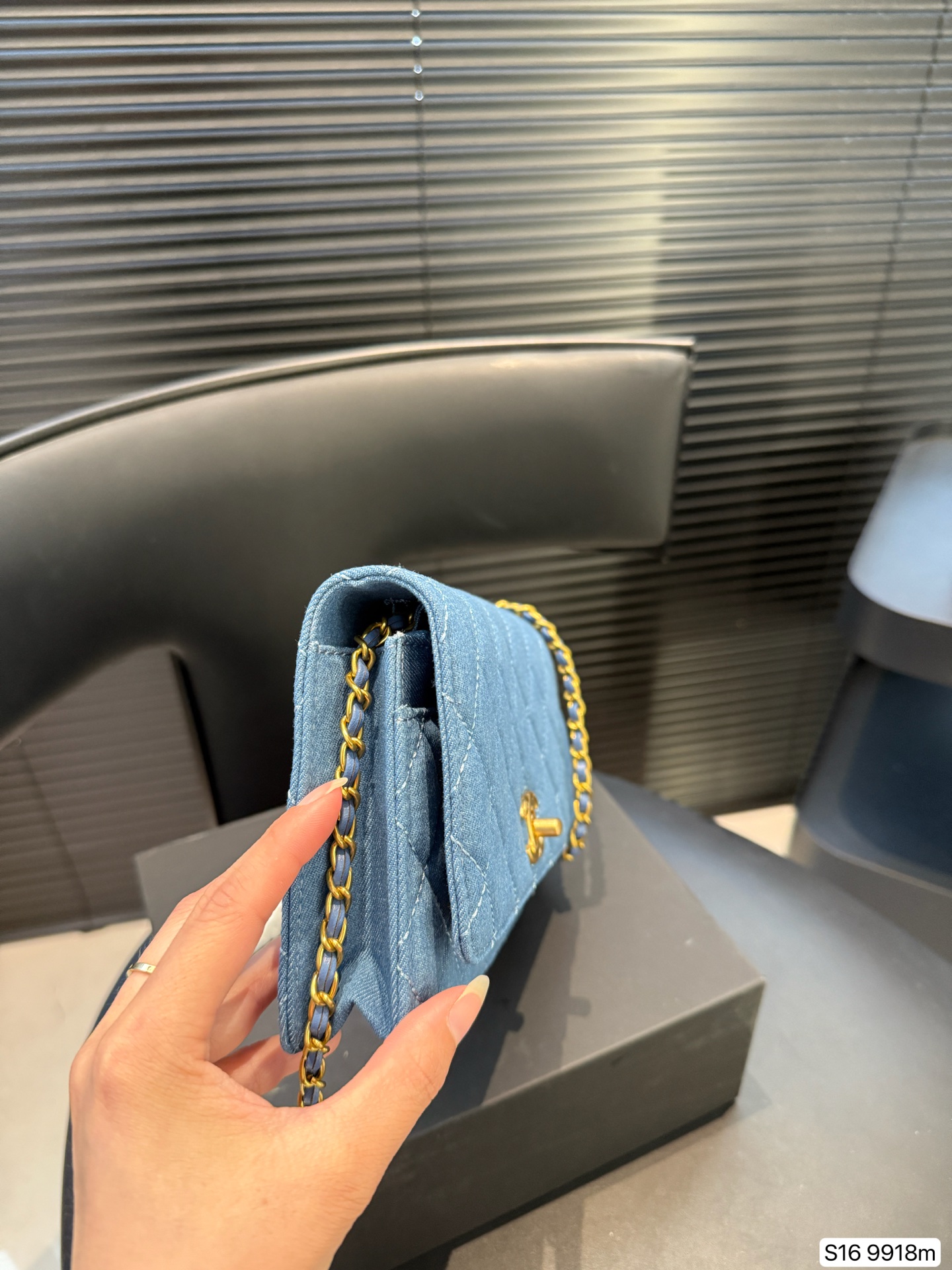 【CHANEL公式旗艦店】シャネル デニムバッグ  9918-BRAND OFF