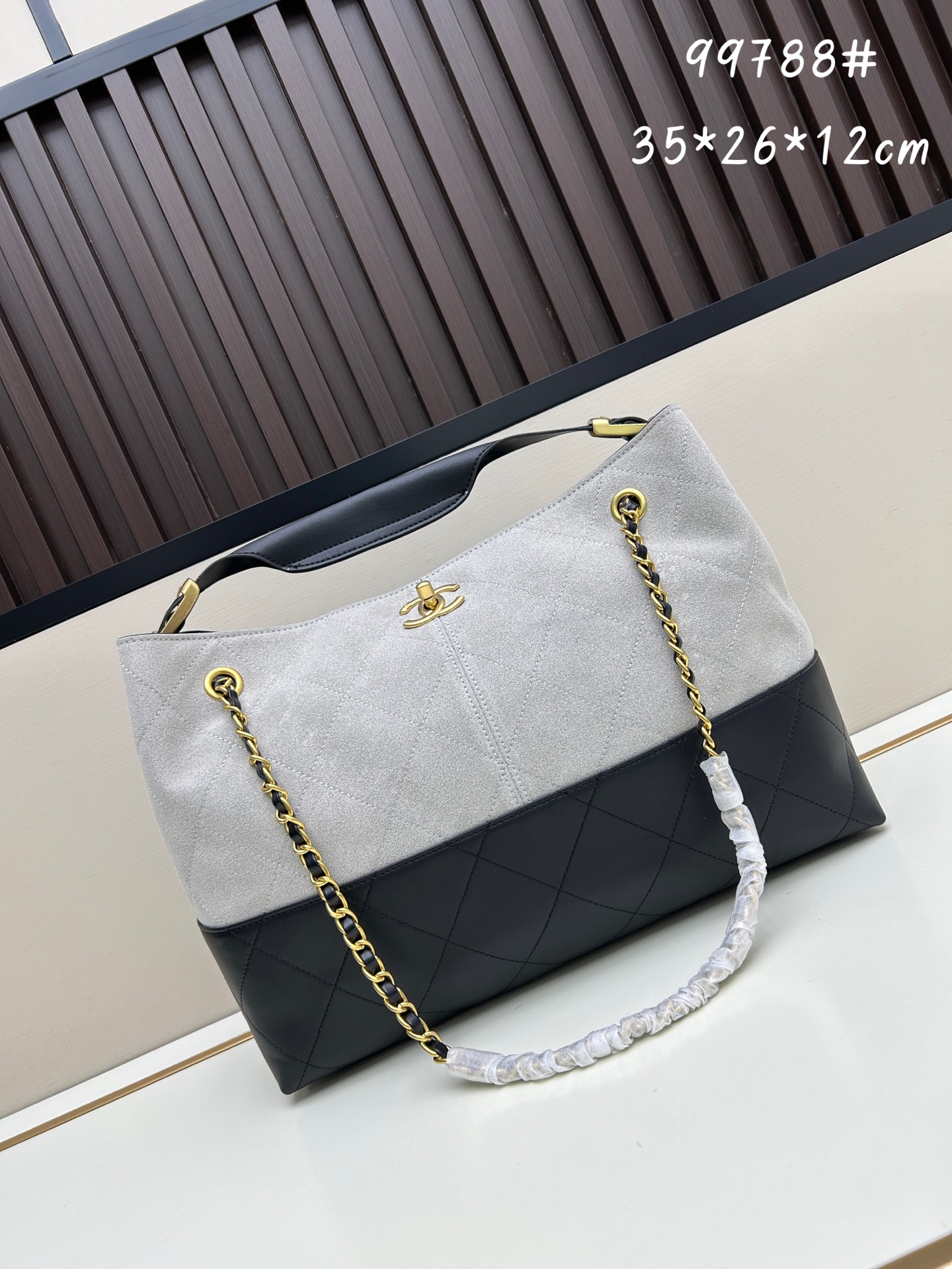 【CHANEL公式旗艦店】シャネル 25A TOTE ハンドバッグ-BRAND OFF