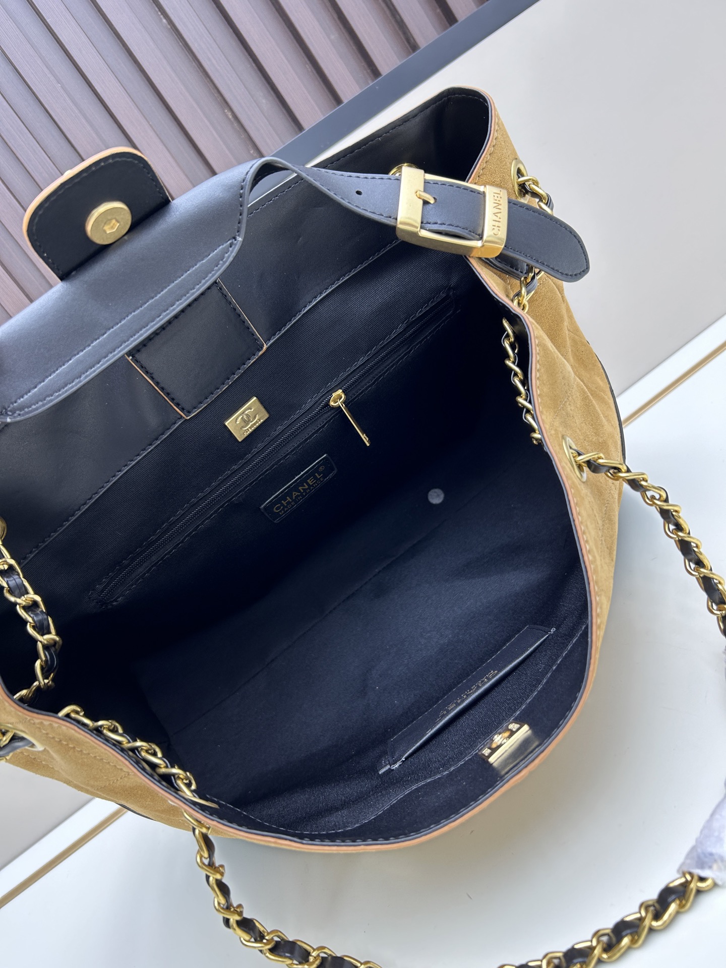 【CHANEL公式旗艦店】シャネル 25A TOTE ハンドバッグ-BRAND OFF