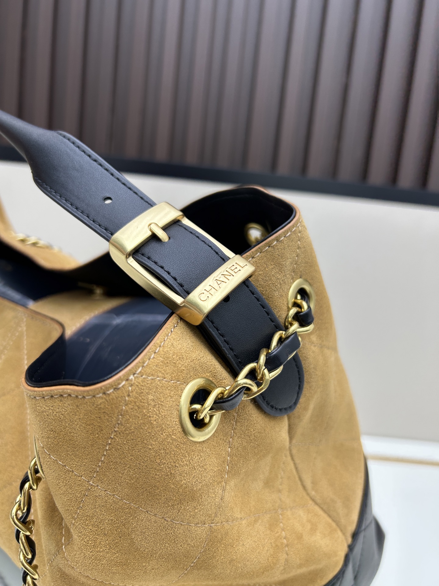 【CHANEL公式旗艦店】シャネル 25A TOTE ハンドバッグ-BRAND OFF