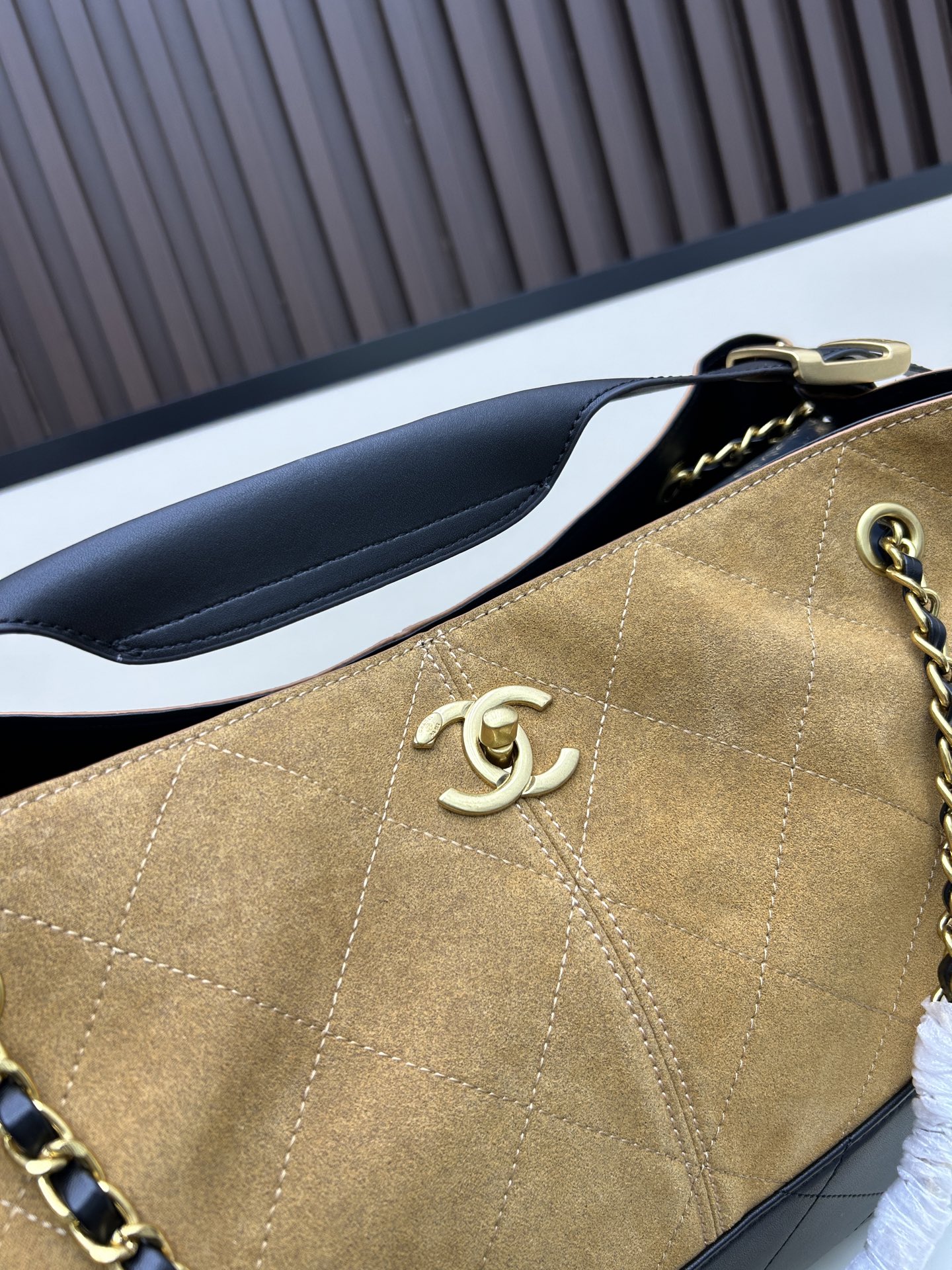 【CHANEL公式旗艦店】シャネル 25A TOTE ハンドバッグ-BRAND OFF