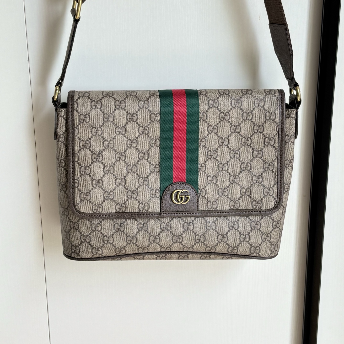 【GUCCI公式旗艦店】グッチ 大人気 クロスボディバッグ ★完売確実の売れ筋★-BRAND OFF