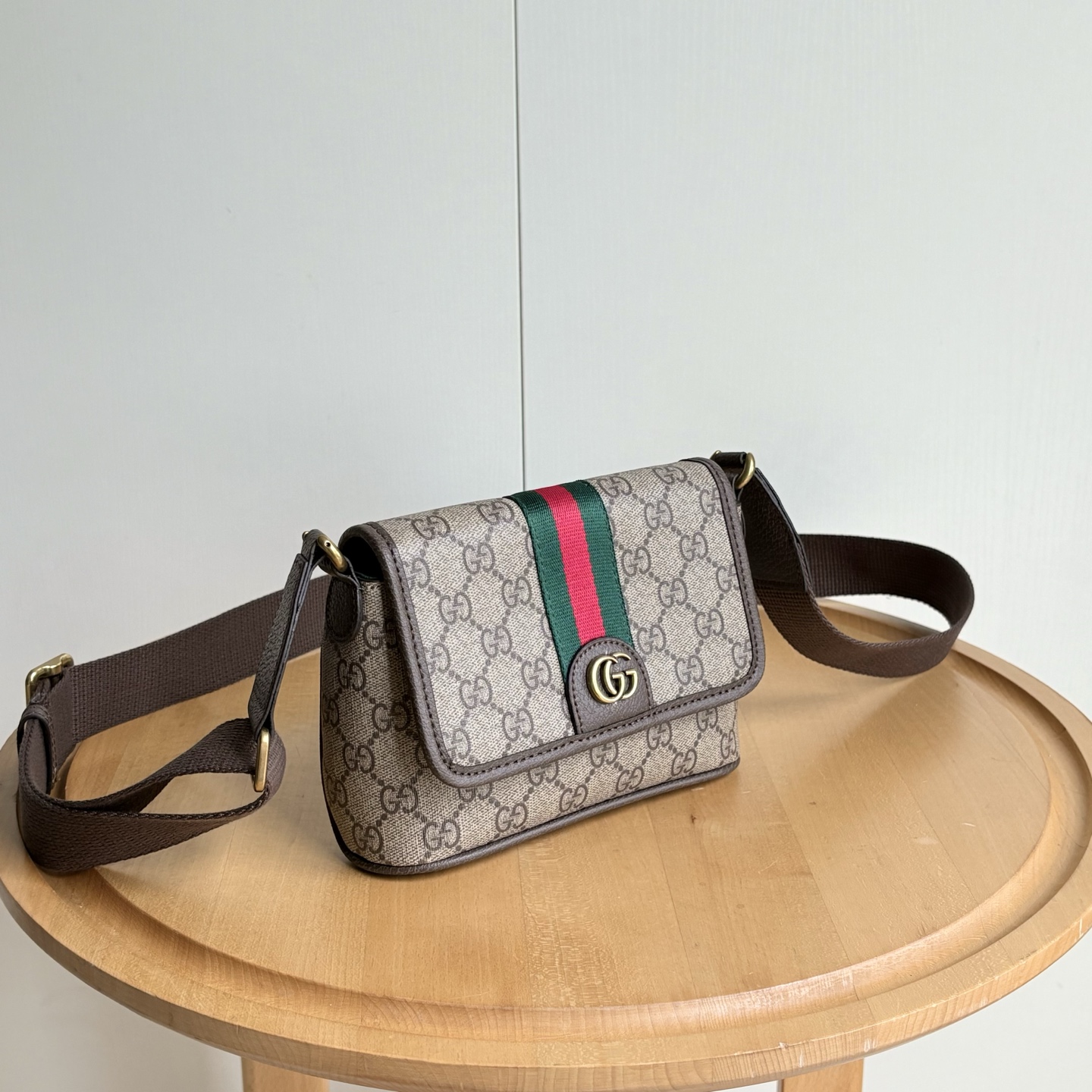 【GUCCI公式旗艦店】グッチ 大人気 クロスボディバッグ ★完売確実の売れ筋★-BRAND OFF
