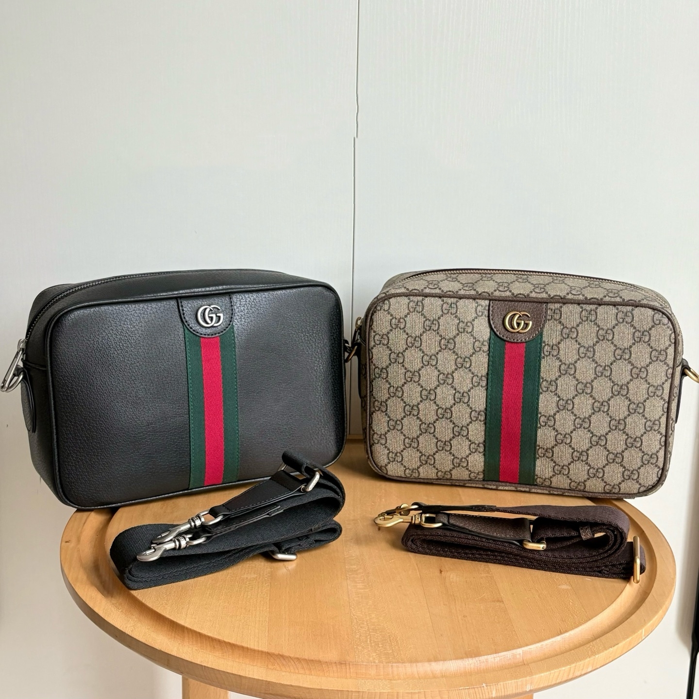 【GUCCI公式旗艦店】グッチ 大人気 クロスボディバッグ 834468-BRAND OFF
