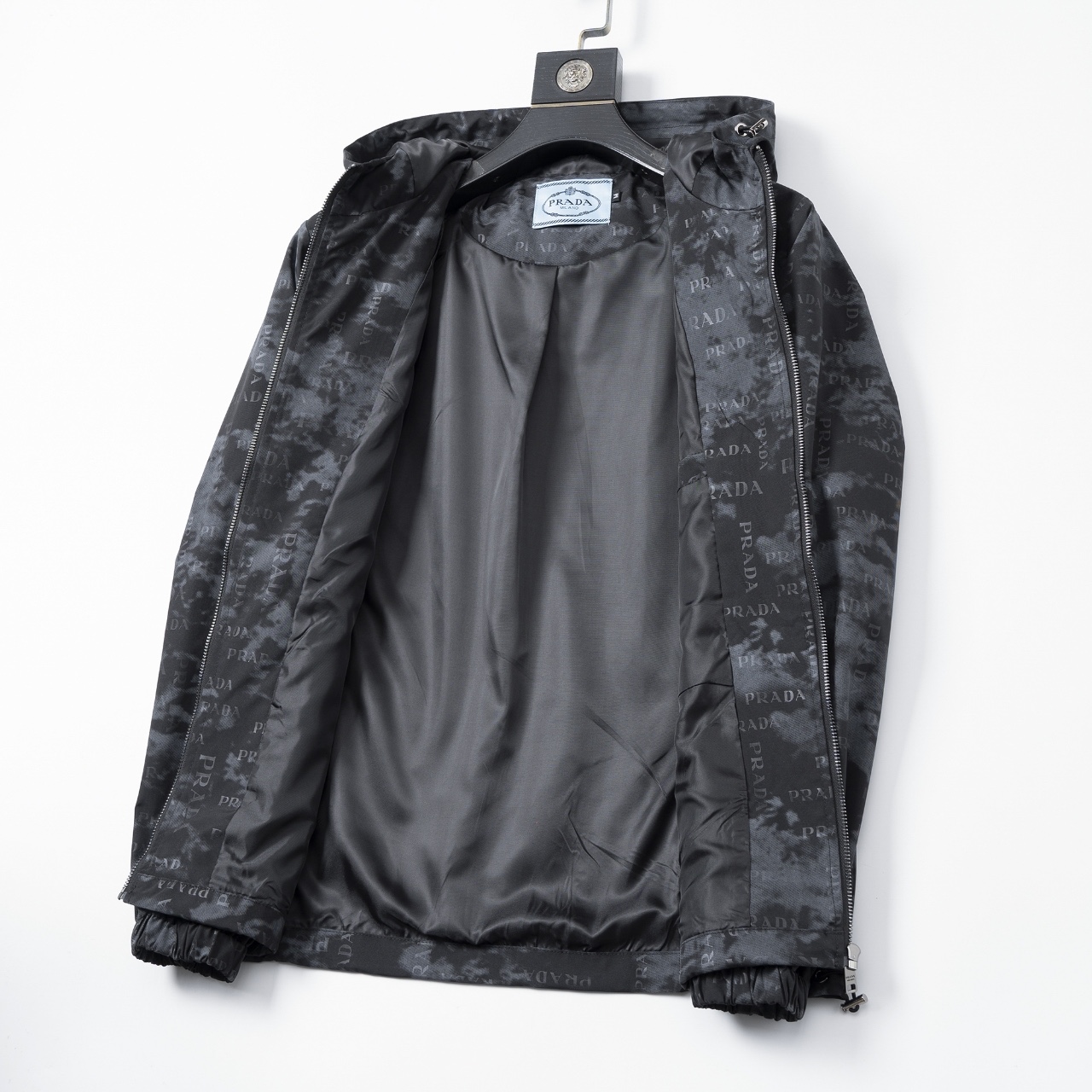 【PRADA旗艦店】プラダ ジャケット ご好評に付き再入荷！-BRAND OFF