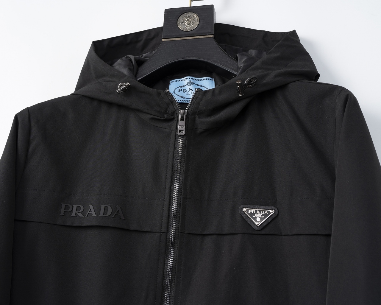 【PRADA旗艦店】プラダ ジャケット ご好評に付き再入荷！-BRAND OFF