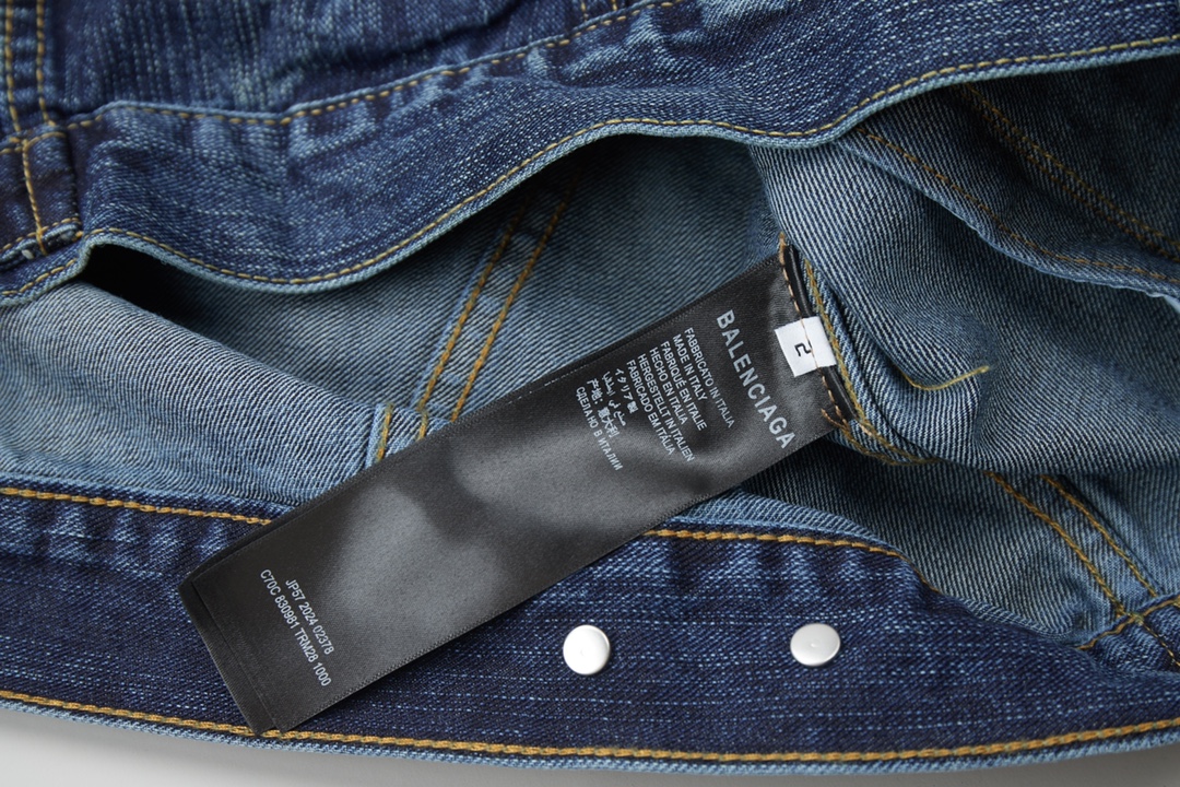 【BALENCIAGA】バレンシアガ デニムジャケット ご好評に付き再入荷！-BRAND OFF