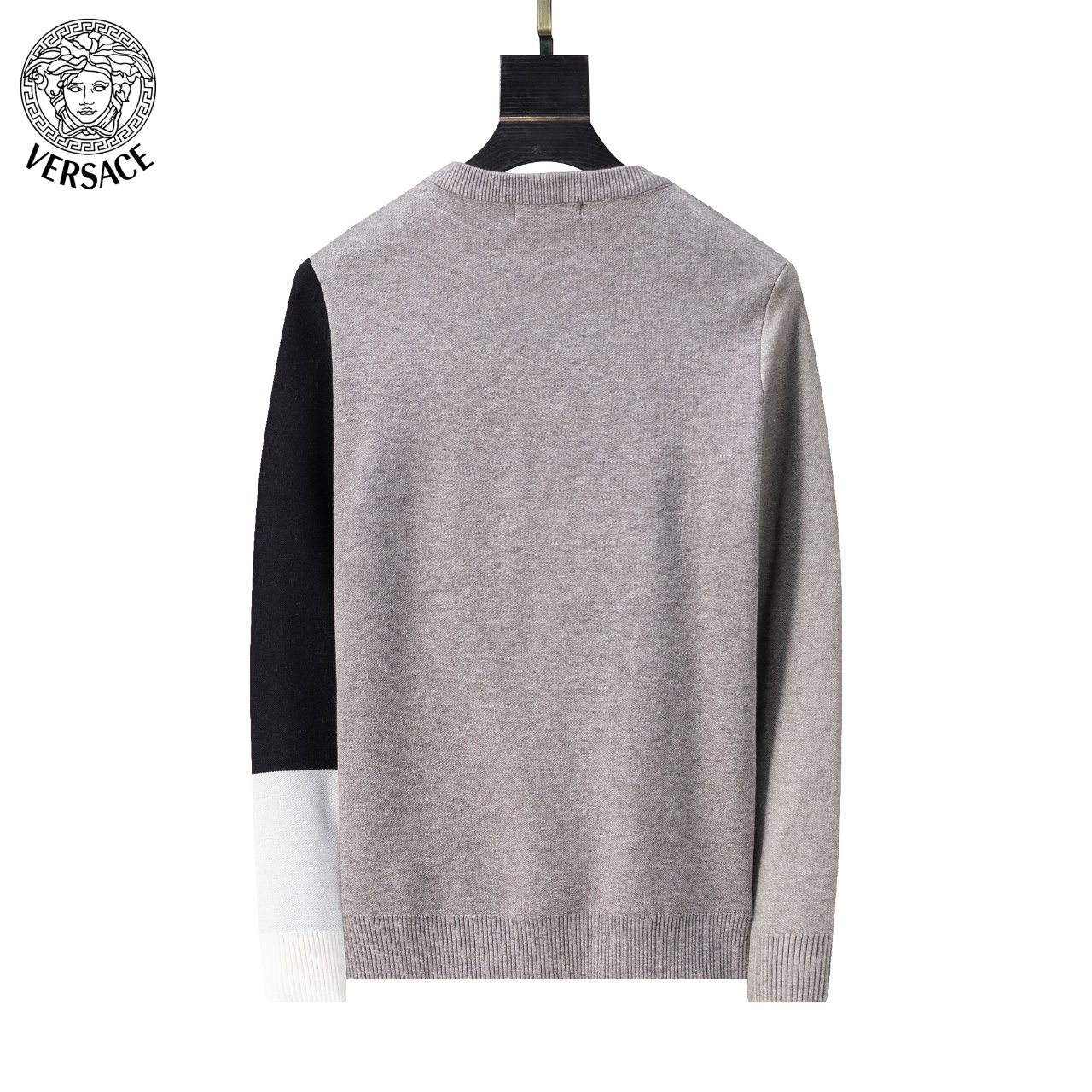 【VERSACE旗艦店】ヴェルサーチ セーター ご好評に付き再入荷！-BRAND OFF