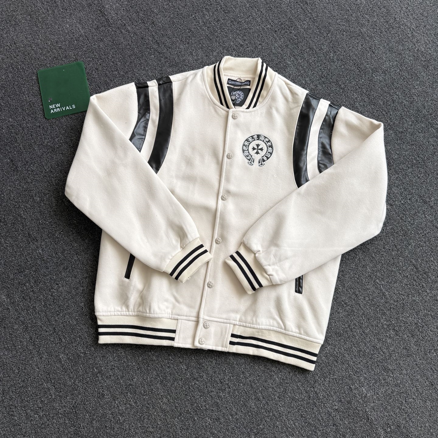 【CHROME HEARTS旗艦店】クロムハーツ ジャケット ご好評に付き再入荷！-BRAND OFF