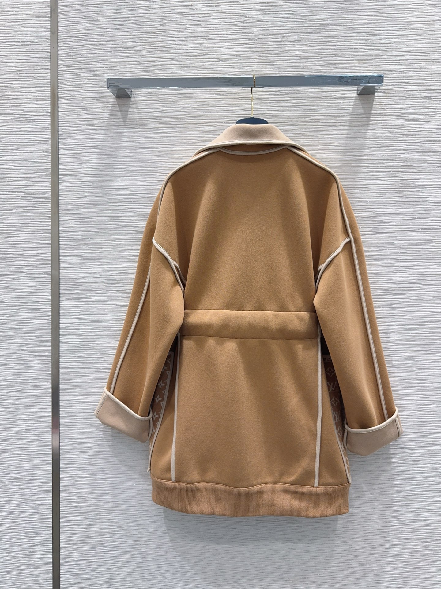 【LOUIS VUITTON旗艦店】ルイヴィトン オーバーコート ご好評に付き再入荷！-BRAND OFF