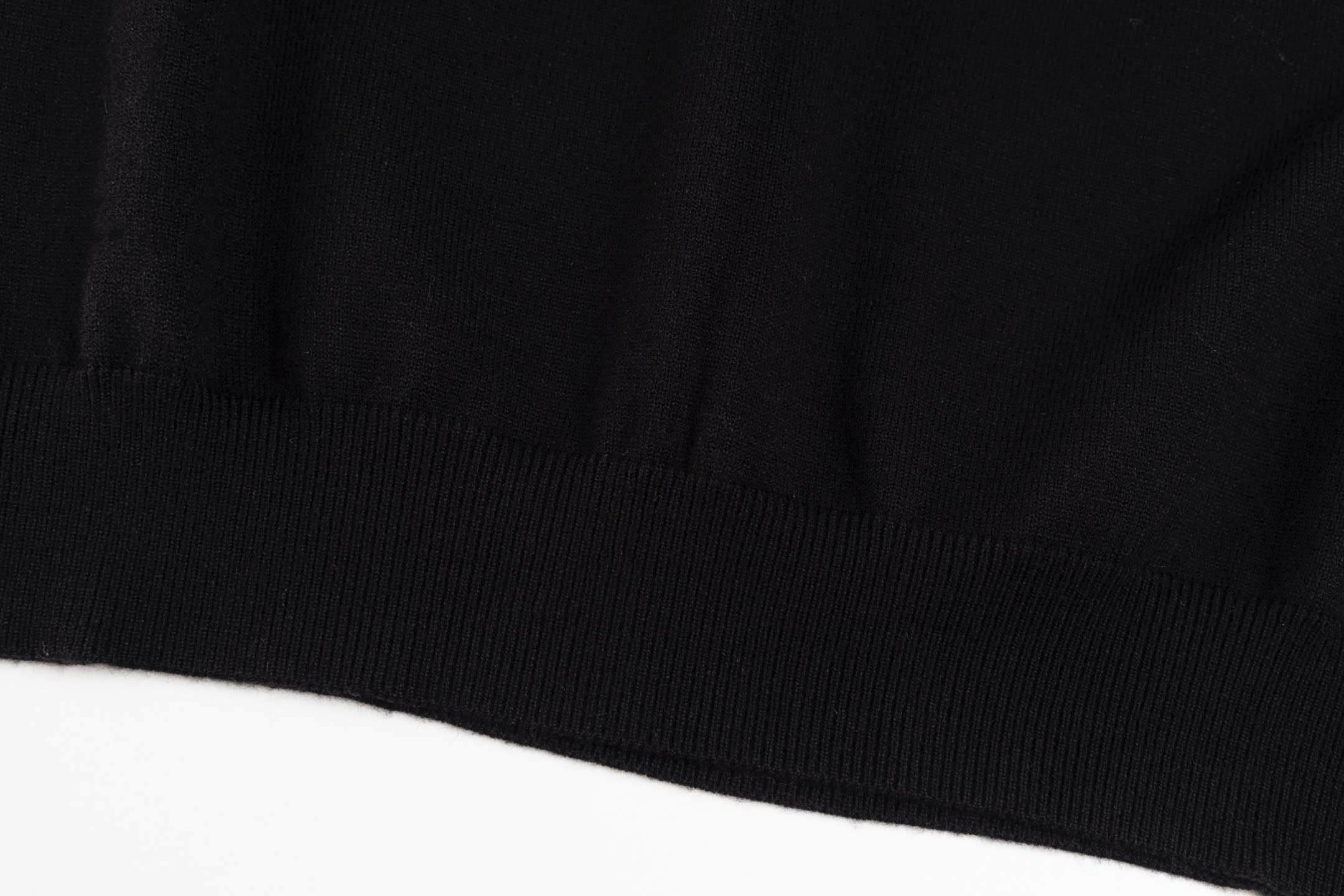 【PRADA旗艦店】プラダ セーター ご好評に付き再入荷！-BRAND OFF