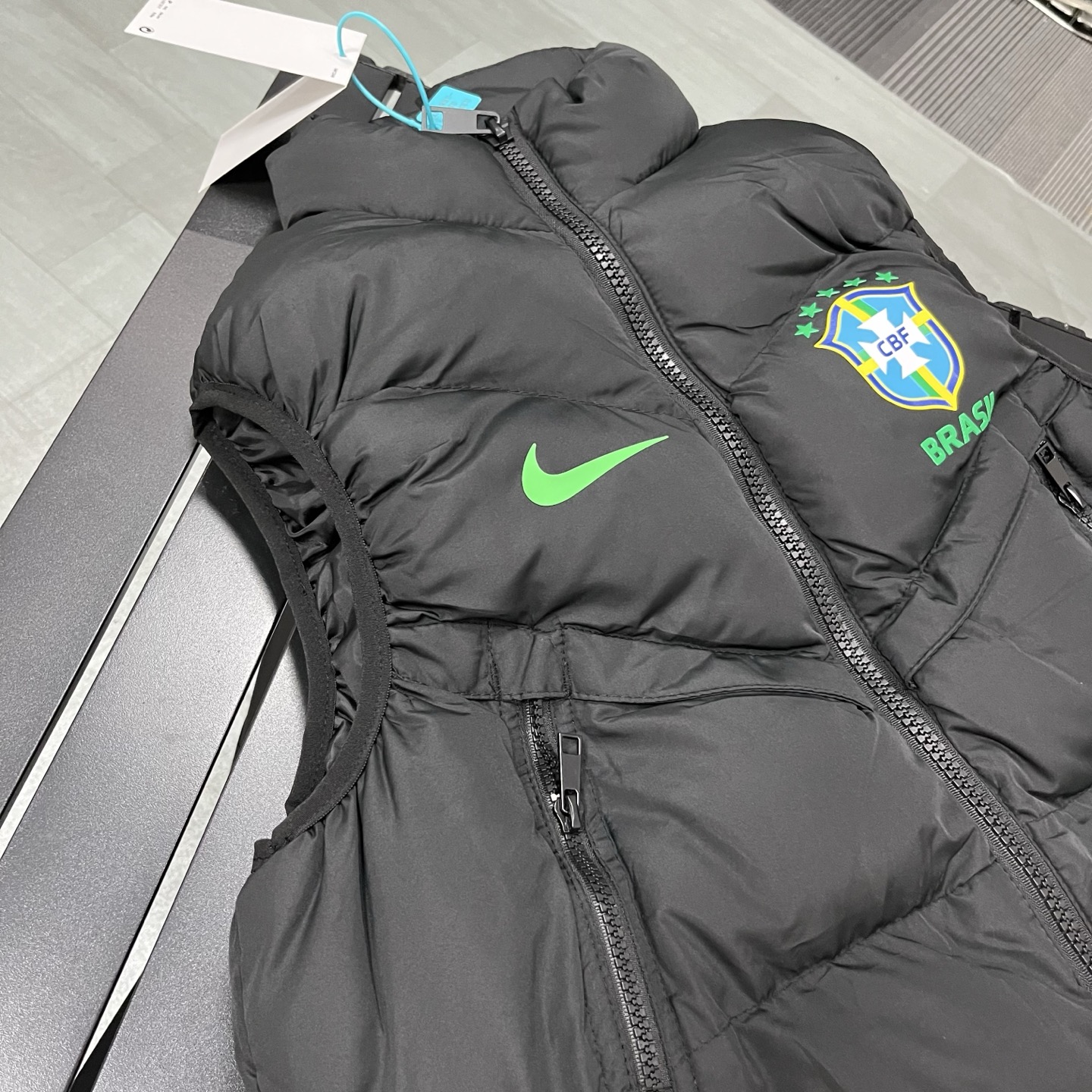 【NIKE旗艦店】ダウンベスト ご好評に付き再入荷！-BRAND OFF