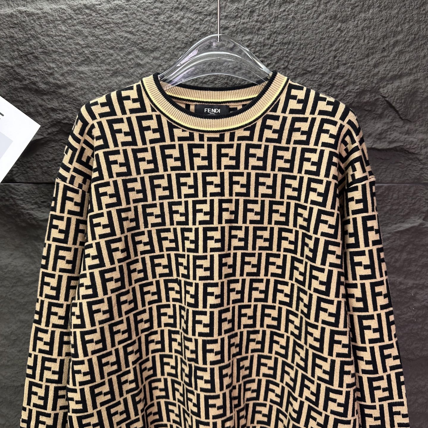 【FENDI旗艦店】フェンディ セーター 男女兼用 ご好評に付き再入荷！-BRAND OFF