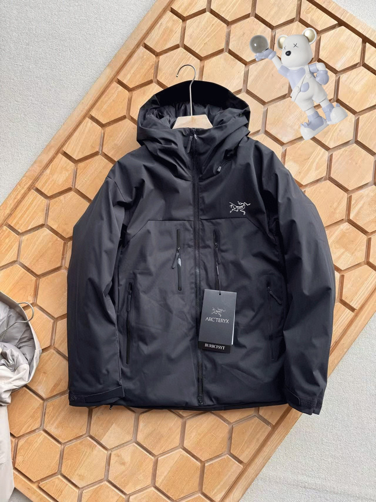 【ARC'TERYX旗艦店】ダウンジャケット 男女兼用 ご好評に付き再入荷！-BRAND OFF