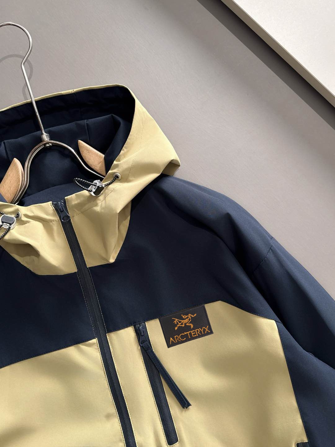 【ARC'TERYX旗艦店】ジャケット 男女兼用 ご好評に付き再入荷！-BRAND OFF