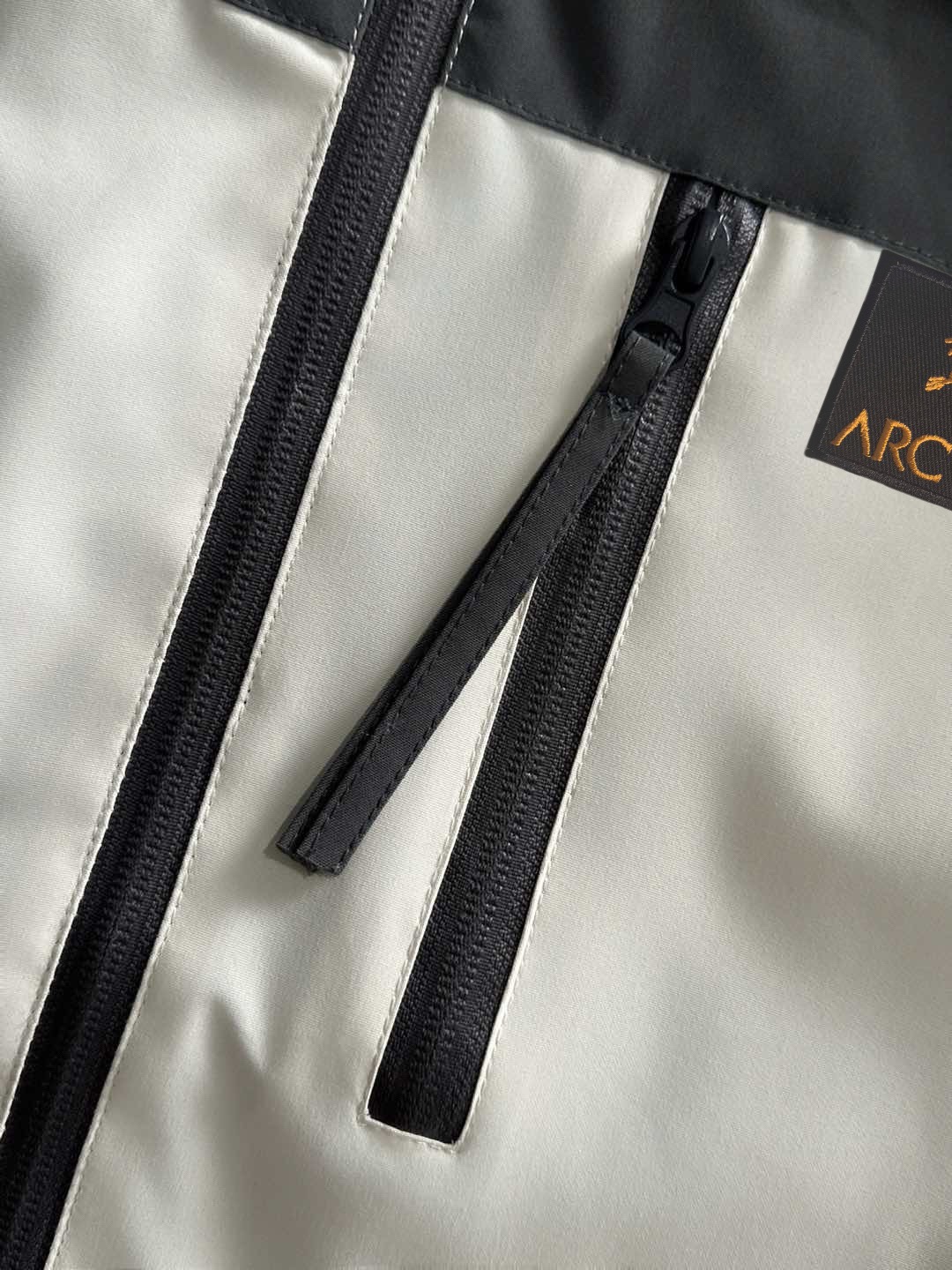 【ARC'TERYX旗艦店】ジャケット 男女兼用 ご好評に付き再入荷！-BRAND OFF