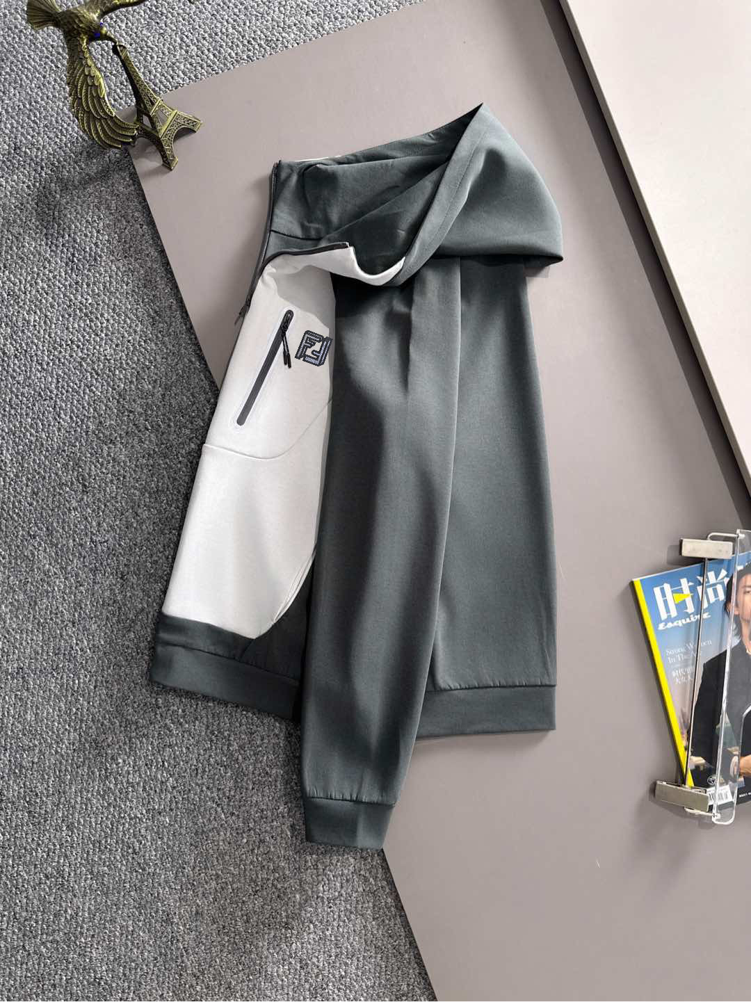 【FENDI旗艦店】フェンディ ジャケット 、ご好評に付き再入荷！-BRAND OFF