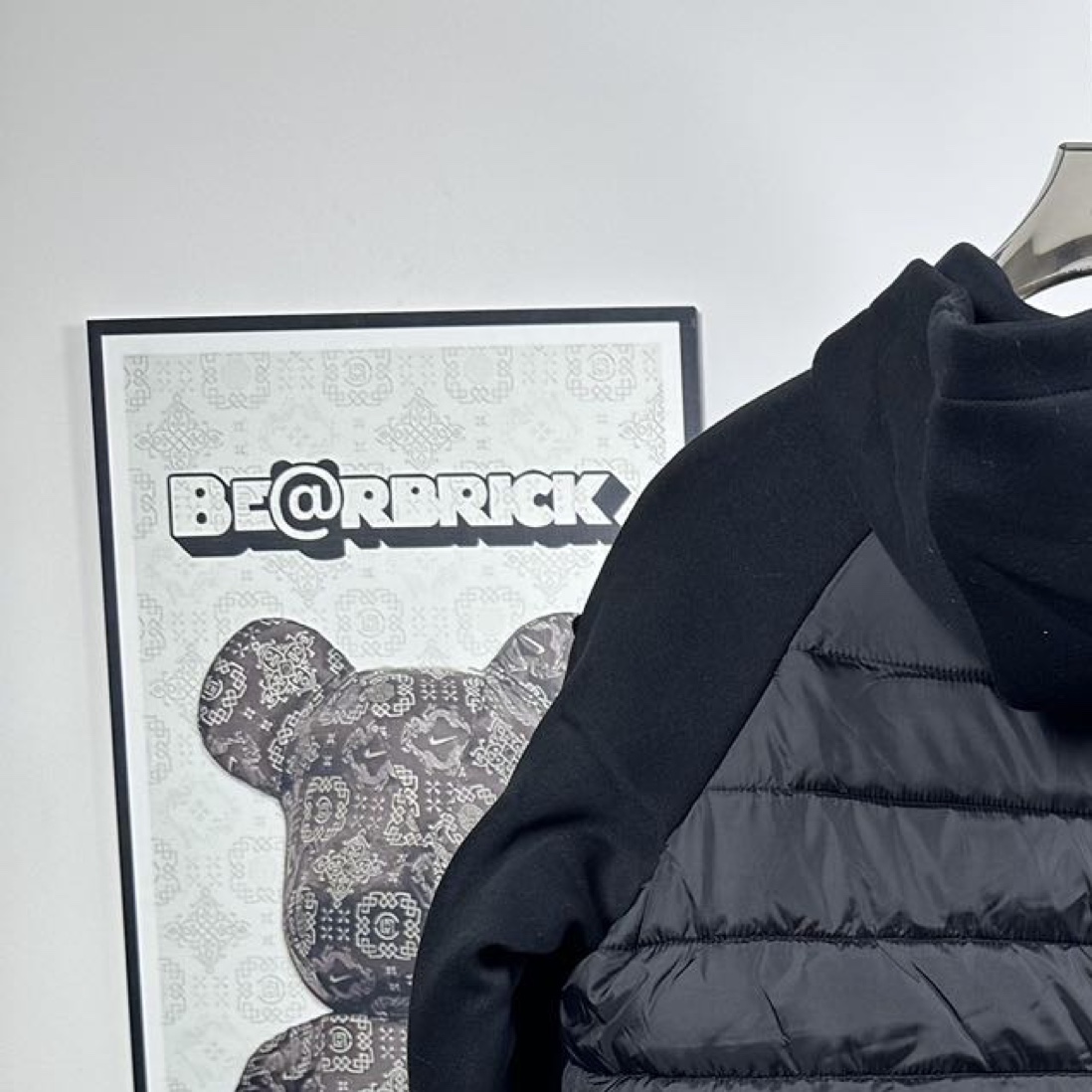 【DIOR公式 旗艦店】（ディオール ） ダウンジャケット、ご好評に付き再入荷！-BRAND OFF