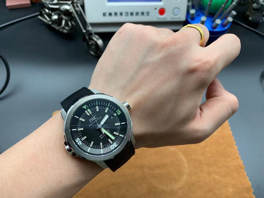 IWC アクアタイマー・オートマティック ブラック IW328802-BRAND OFF