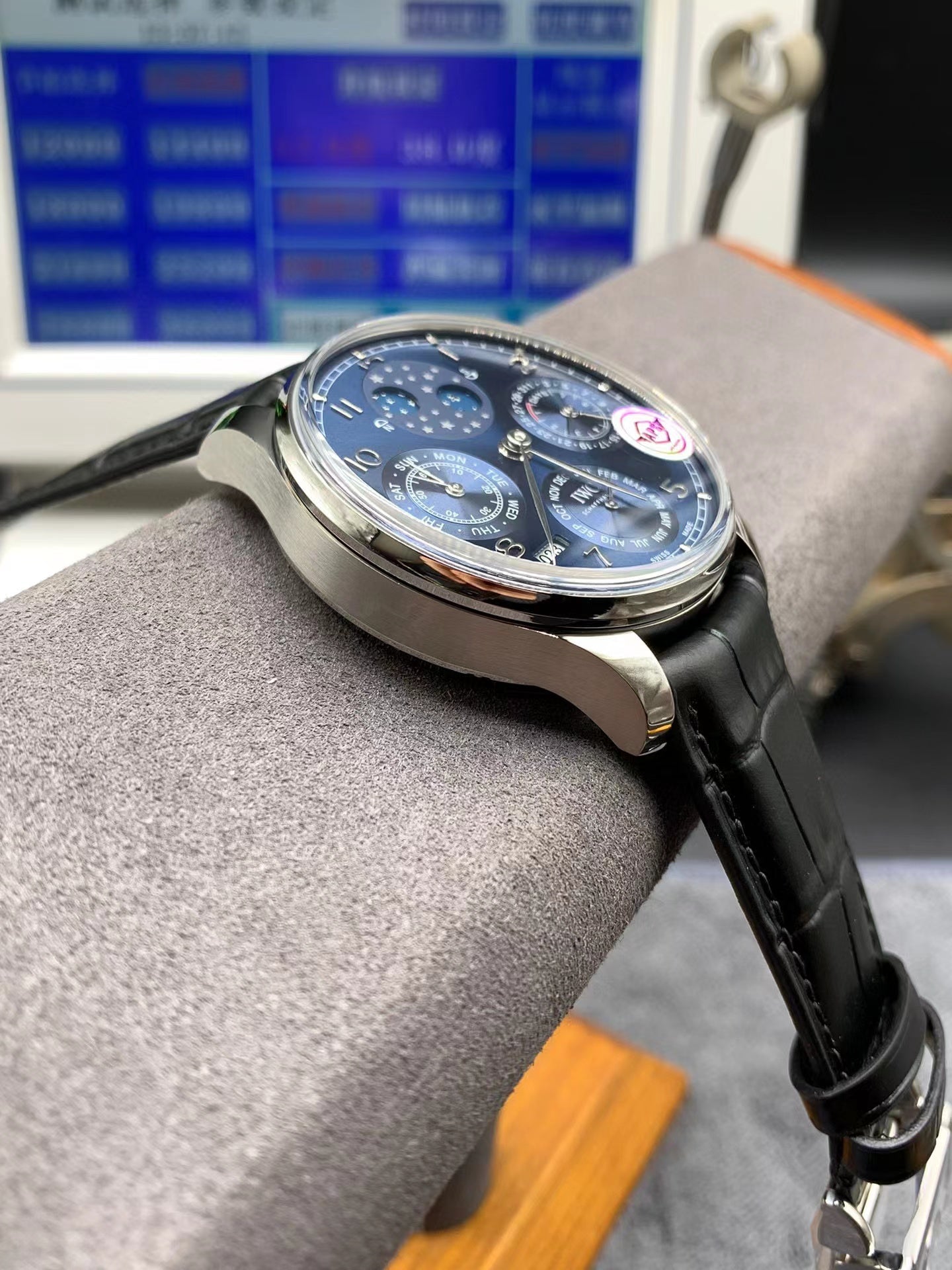 IWC ポルトギーゼ パーペチュアルカレンダー IW503401-BRAND OFF