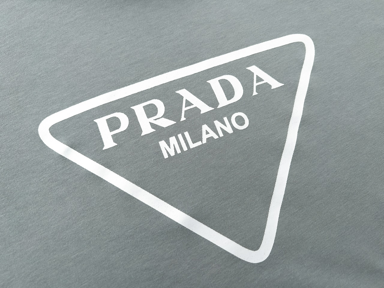【2026】【PRADA  公式旗艦店】プラダ  Tシャツ ご好評に付き再入荷！-BRAND OFF