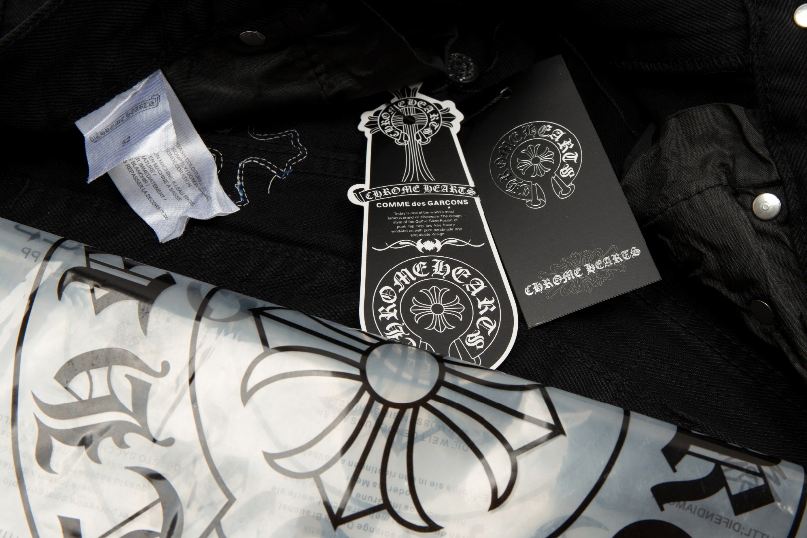 【CHROME HEARTS  公式旗艦店】クロムハーツ    ショートパンツ  ご好評に付き再入荷！-BRAND OFF