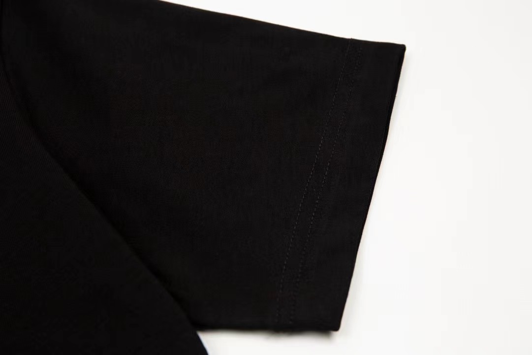 【CELINE 公式旗艦店】セリーヌ   Tシャツ ご好評に付き再入荷！-BRAND OFF