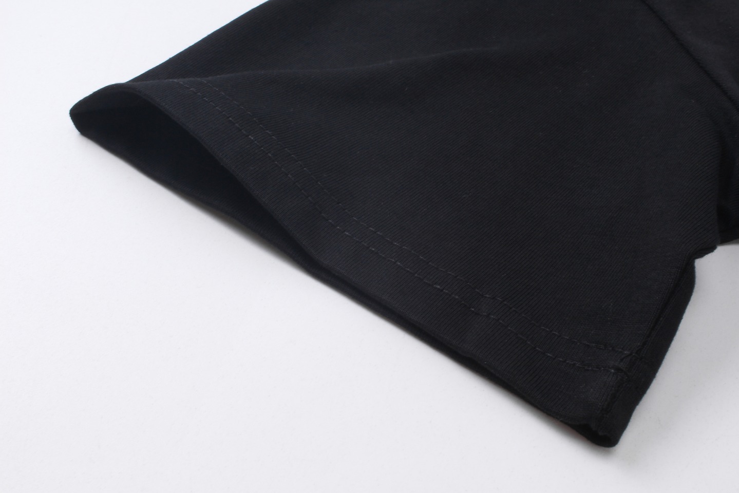【2026】【GUCCI 公式旗艦店】グッチ  Tシャツ ご好評に付き再入荷！-BRAND OFF