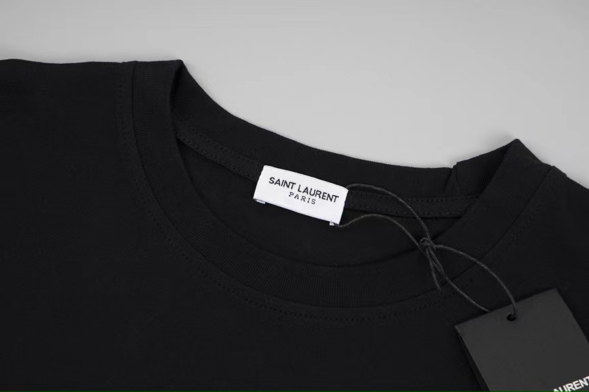 【YSL SAINT LAURENT 公式旗艦店】サンローラン Tシャツ ご好評に付き再入荷！-BRAND OFF