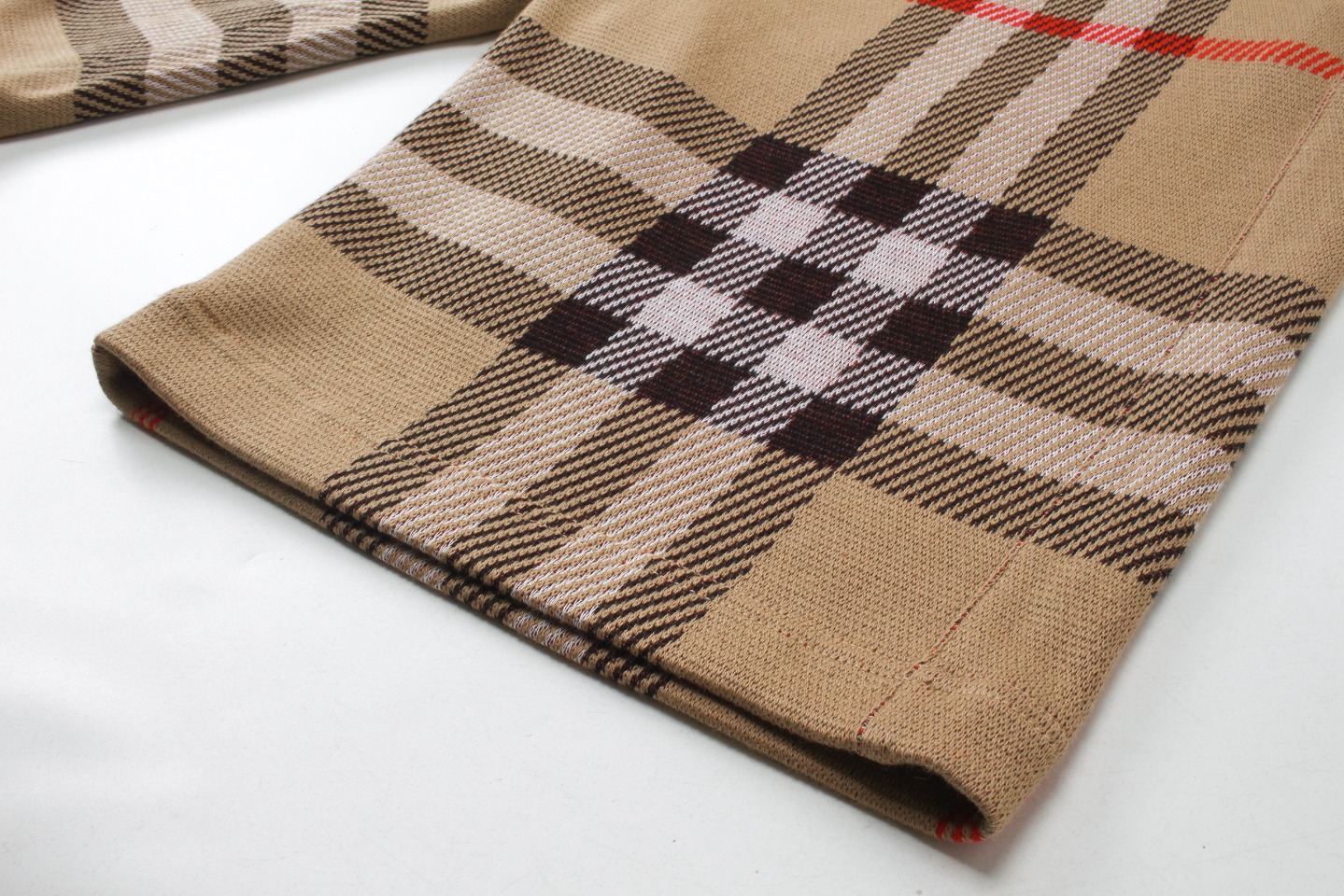 【2026】【BURBERRY  公式旗艦店】バーバリー  ショートパンツ  ご好評に付き再入荷！-BRAND OFF