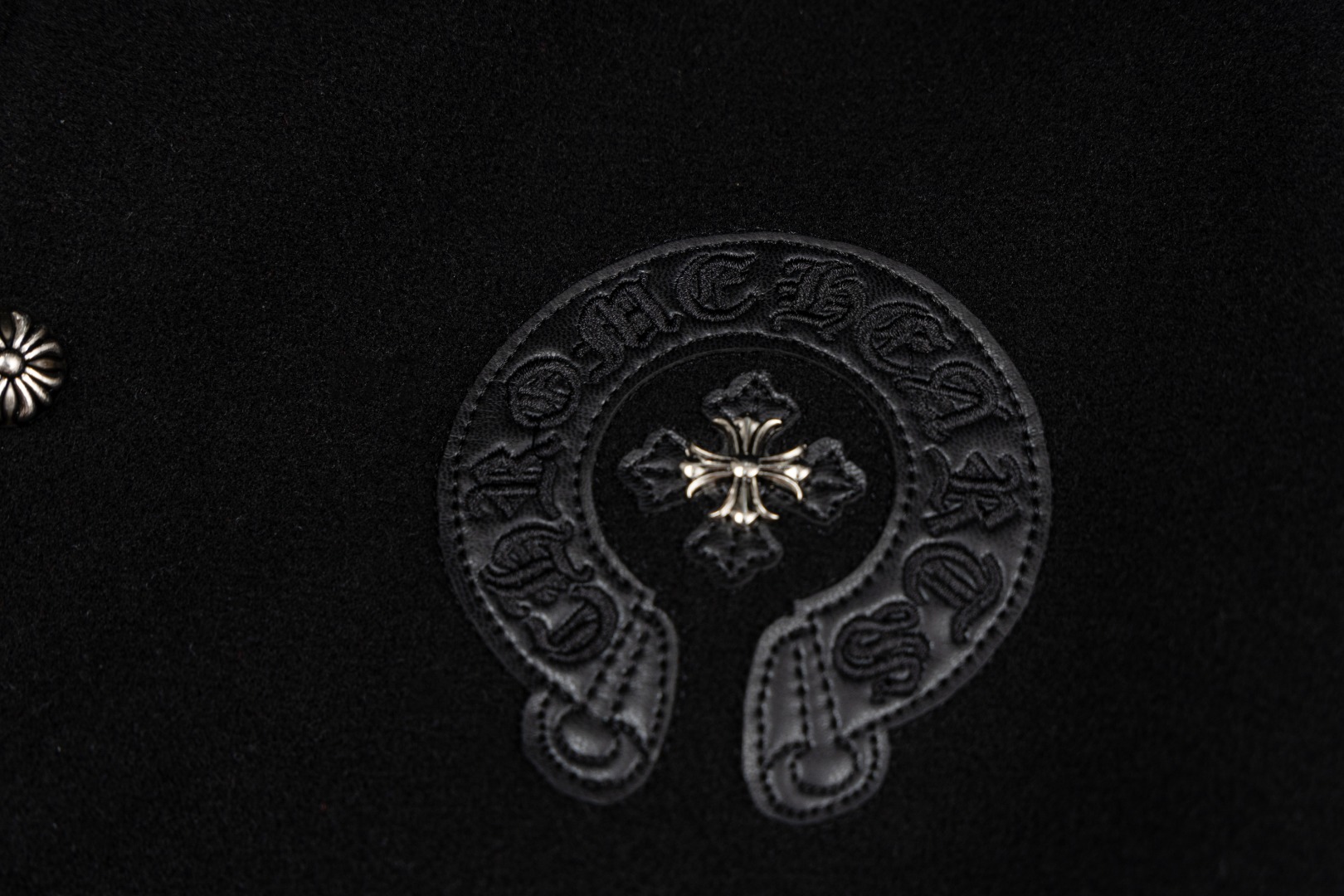 【CHROME HEARTS旗艦店】クロムハーツ ジャケット ご好評に付き再入荷！-BRAND OFF