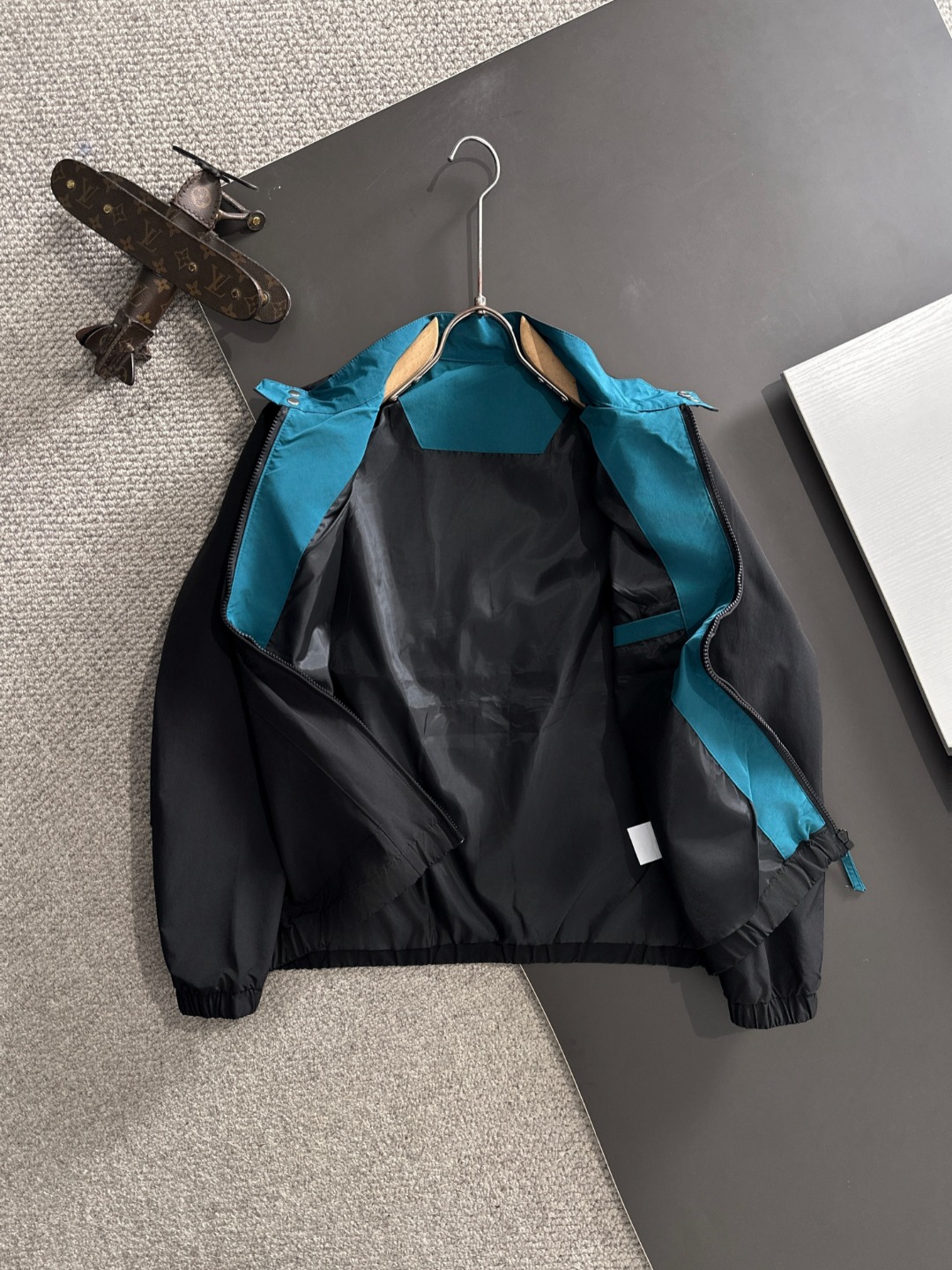 【MONCLER旗艦店】モンクレール ジャケット 、ご好評に付き再入荷！-BRAND OFF