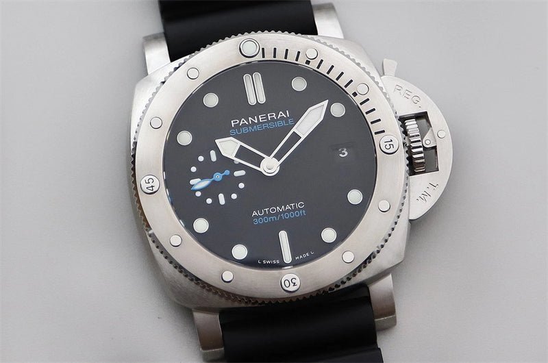 パネライ サブマーシブル クアランタクアトロ  PAM01229-BRAND OFF