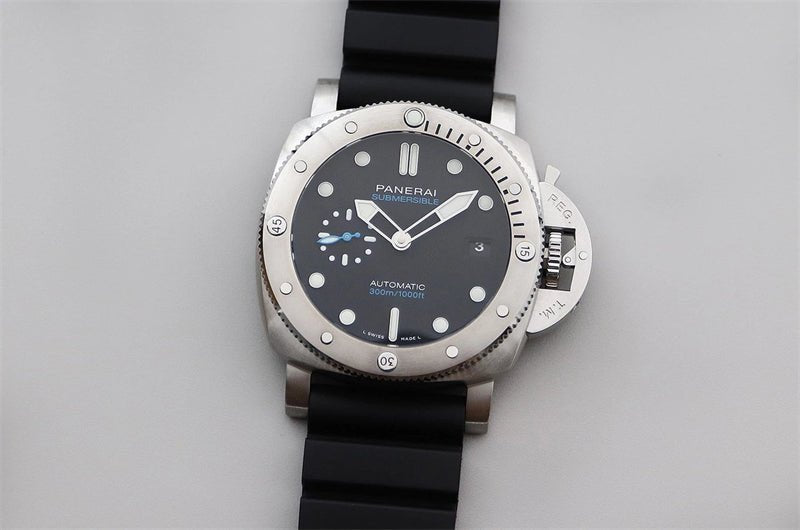 パネライ サブマーシブル クアランタクアトロ  PAM01229-BRAND OFF