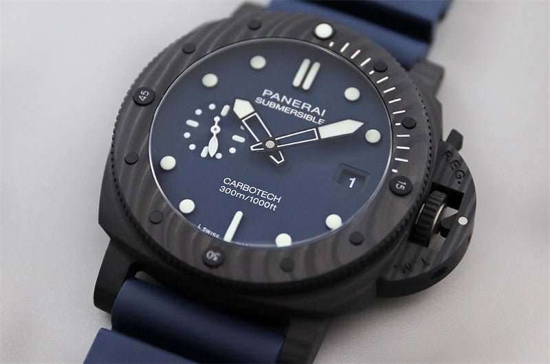 パネライ サブマーシブル クアランタ クアトロ カーボテック ブルー アビッソ PAM01232-BRAND OFF